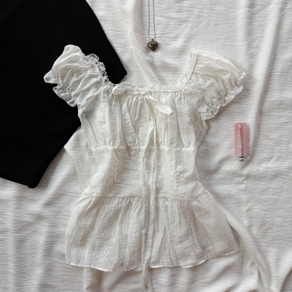 WHITE TOP (Bust : 28-34, Upper Waist : 24-28)