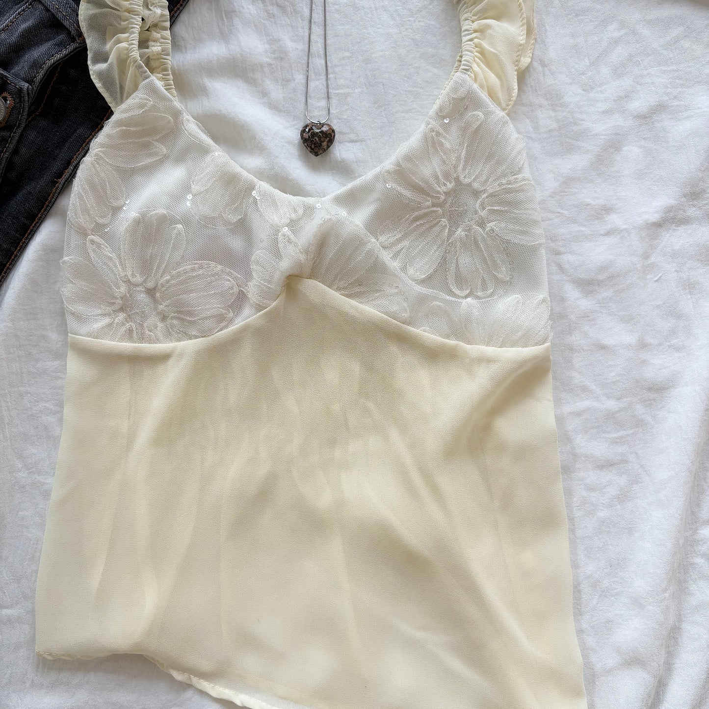 POSY TOP IN YELLOW (Bust : 28-32, Upper Waist : 22-28)