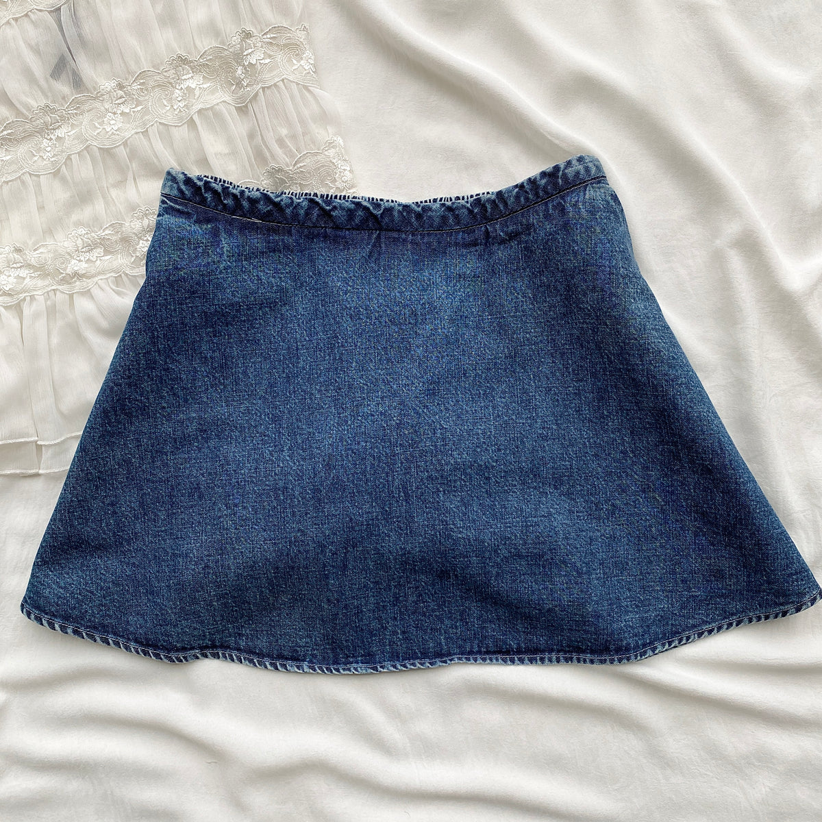 DENIM SKORT FROM FREE PEOPLE (Waist : 26-28)