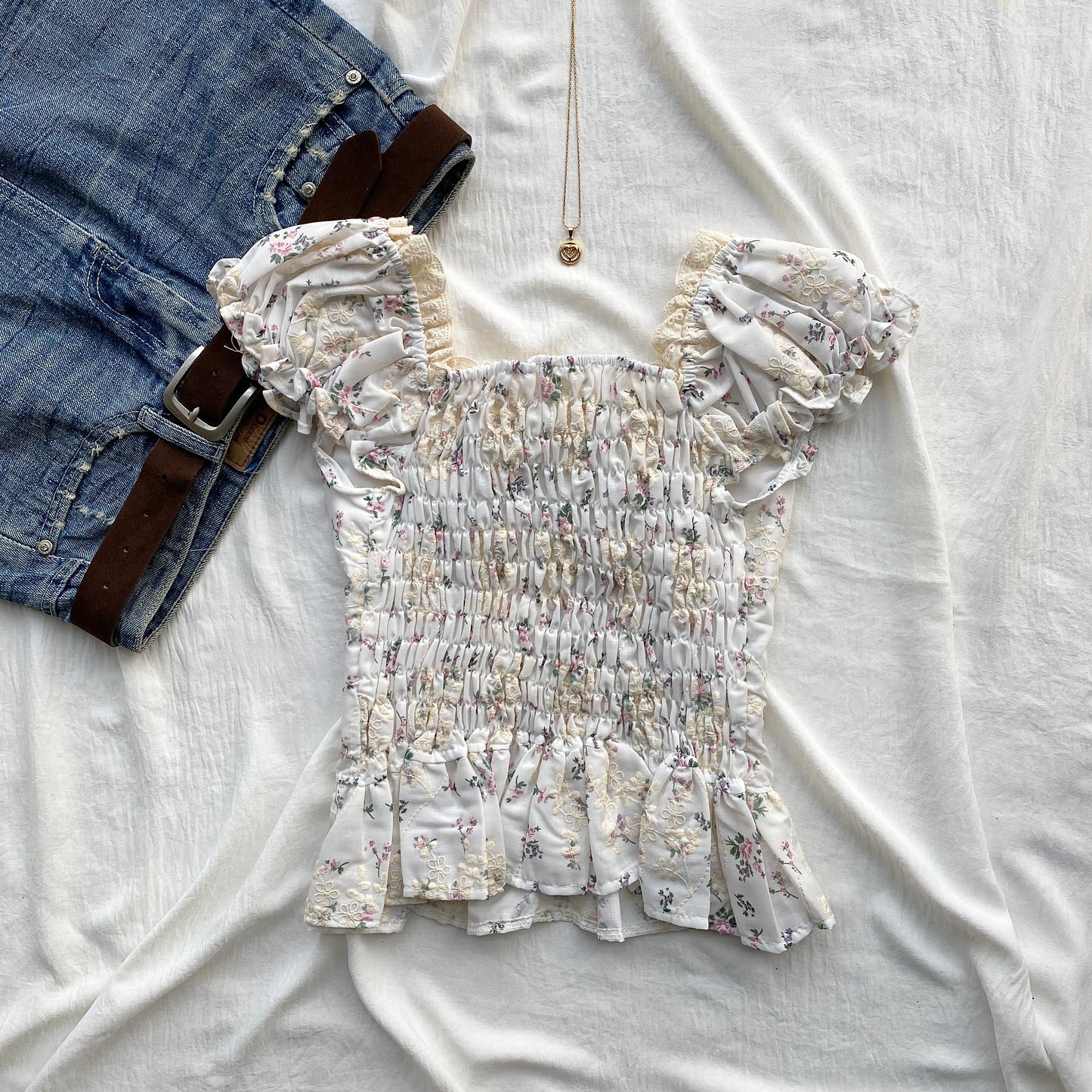WHITE EMBROIDERED TOP (Bust : 30-34, Upper Waist : 24-28)
