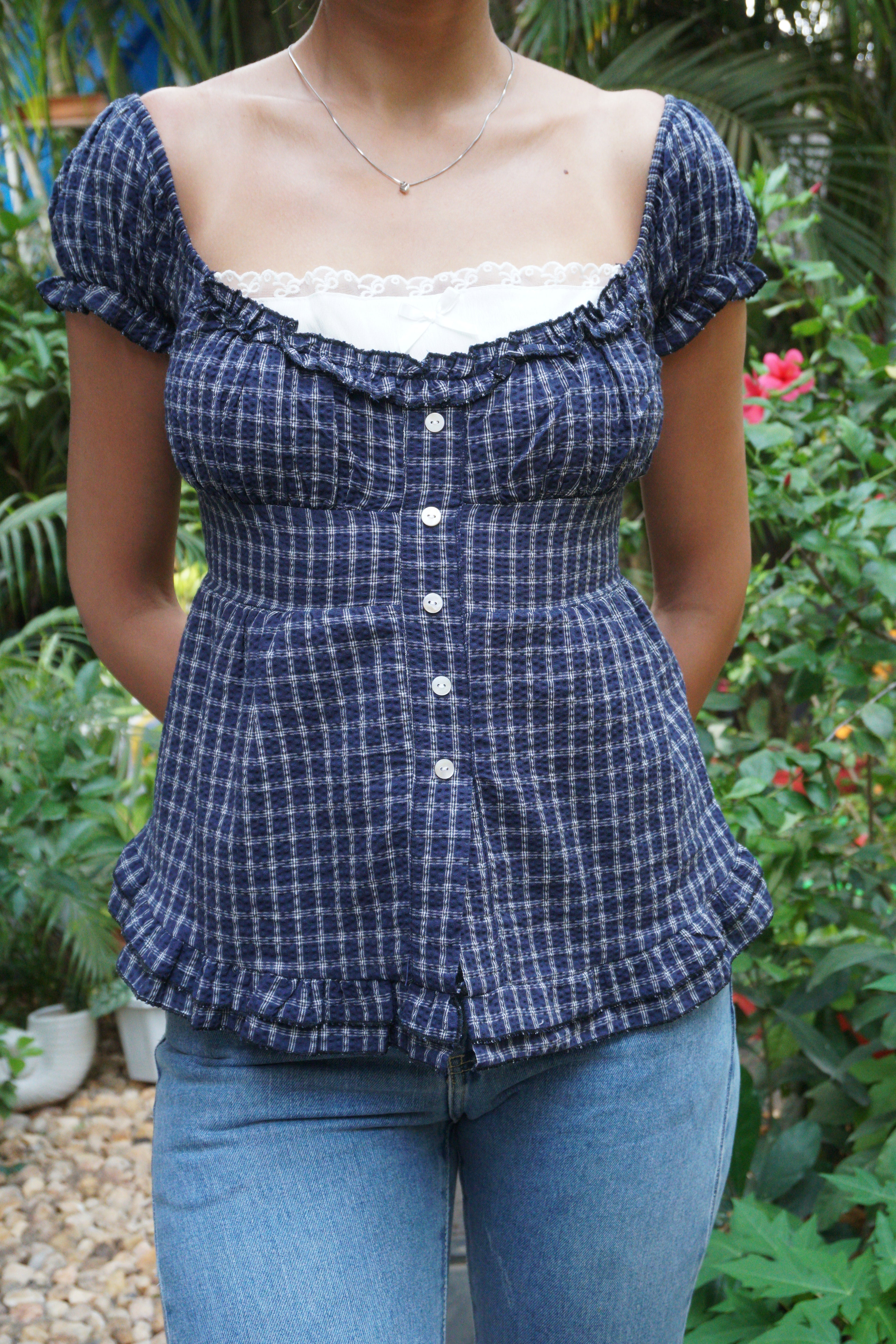 PLAID TOP IN NAVY BLUE (Bust : 28-34, Upper Waist : 24-28)