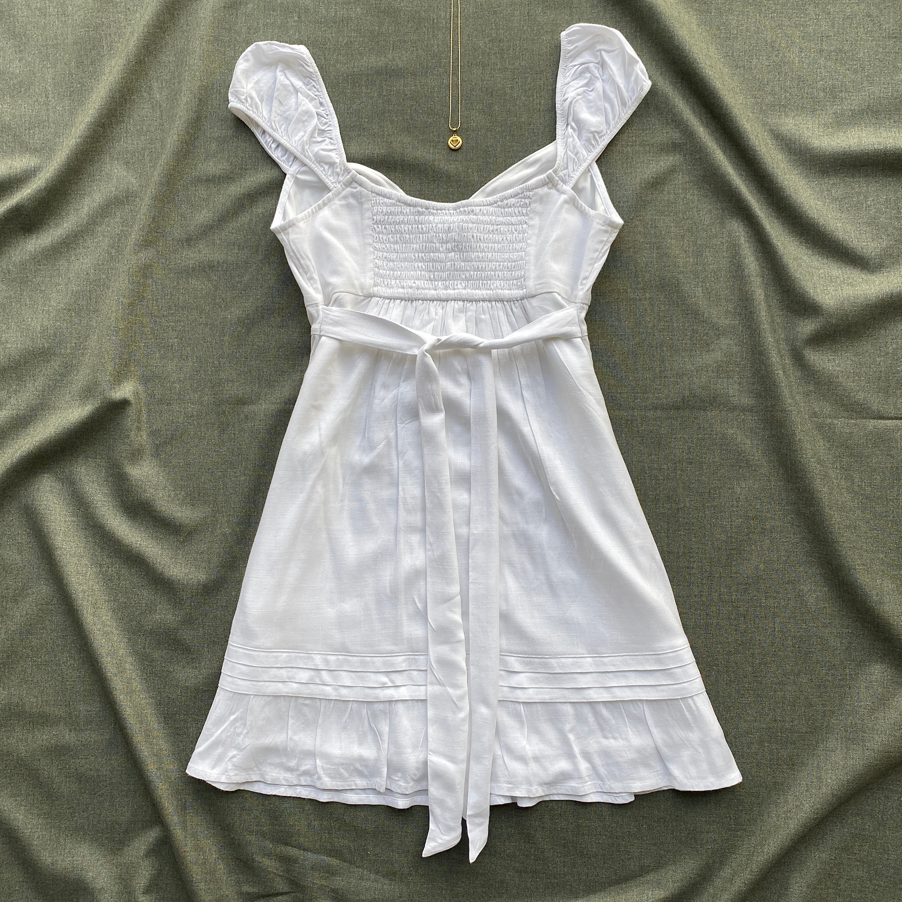 WHITE DRESS FROM HOLLISTER (Bust : 32-34, Upper Waist : 26-30)