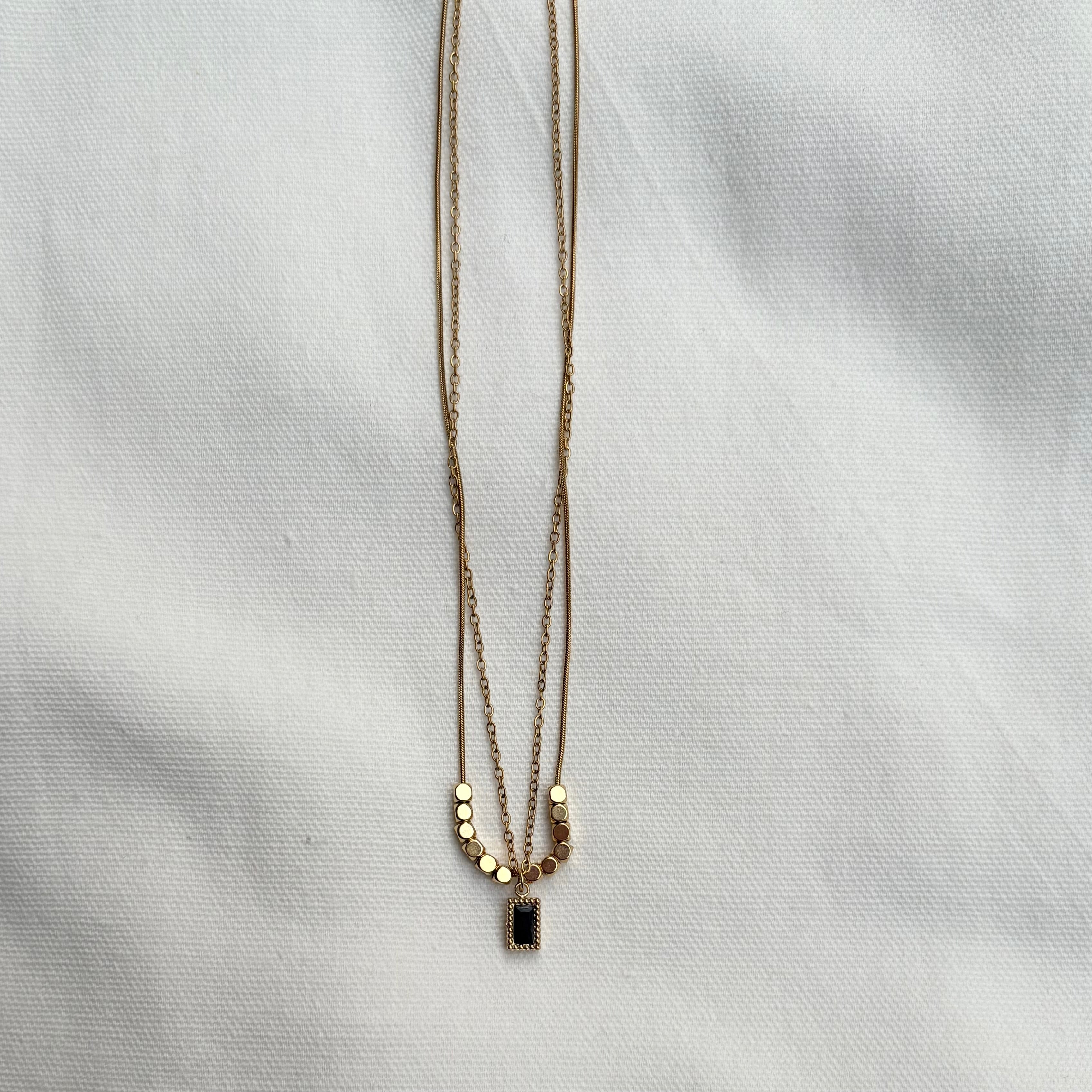 DOUBLE LAYERED DAINTY NECKLACE