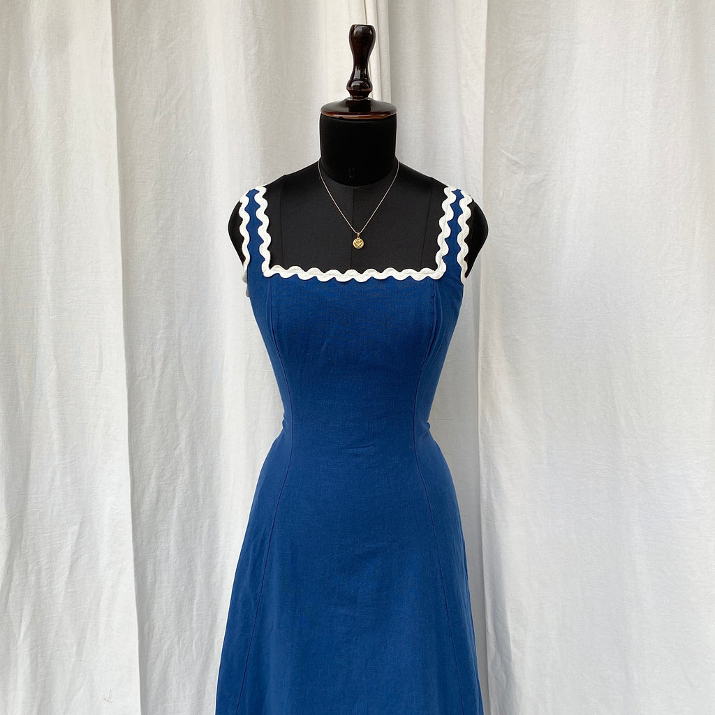 BLUE DRESS FROM ABERCROMBIE AND FITCH (Bust : 34-36, Upper Waist : 28-32)