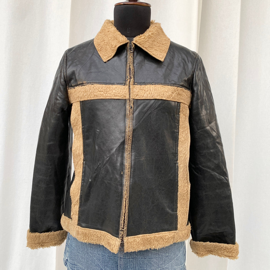BLACK LEATHER JACKET (M/L)