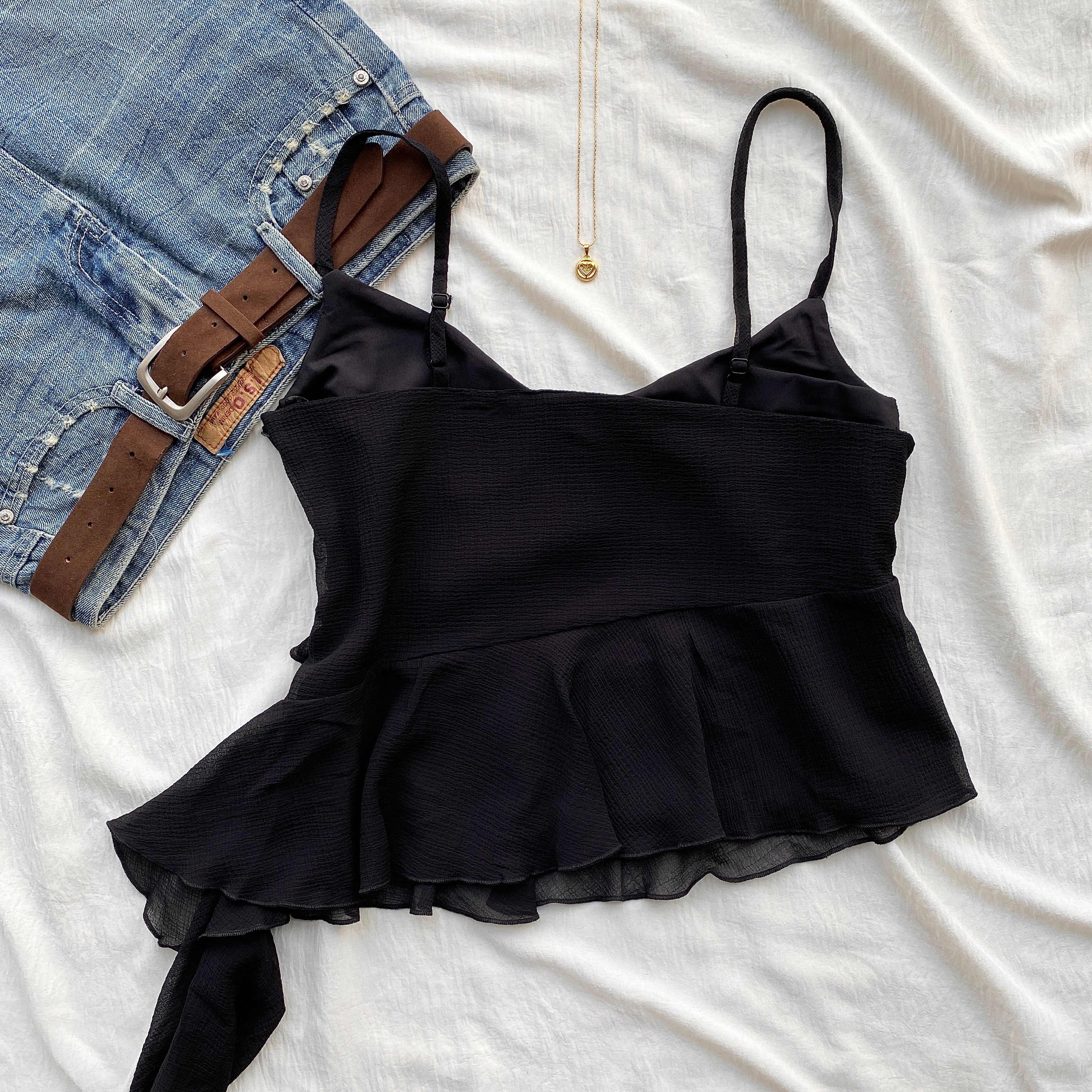RUFFLE TOP IN BLACK (Sizes available)