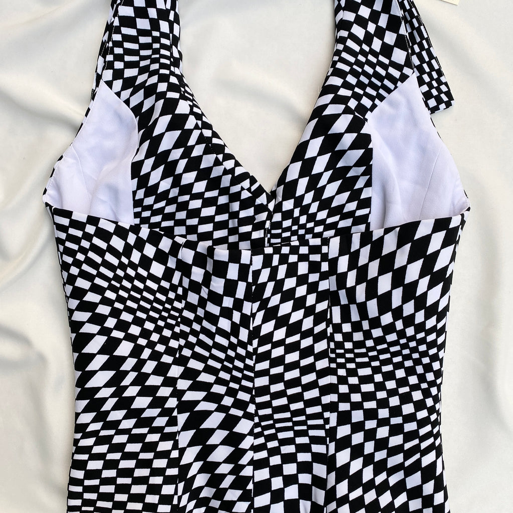 CHECKERED HALTER VEST (Bust : 34-36, Upper Waist : 30-32)