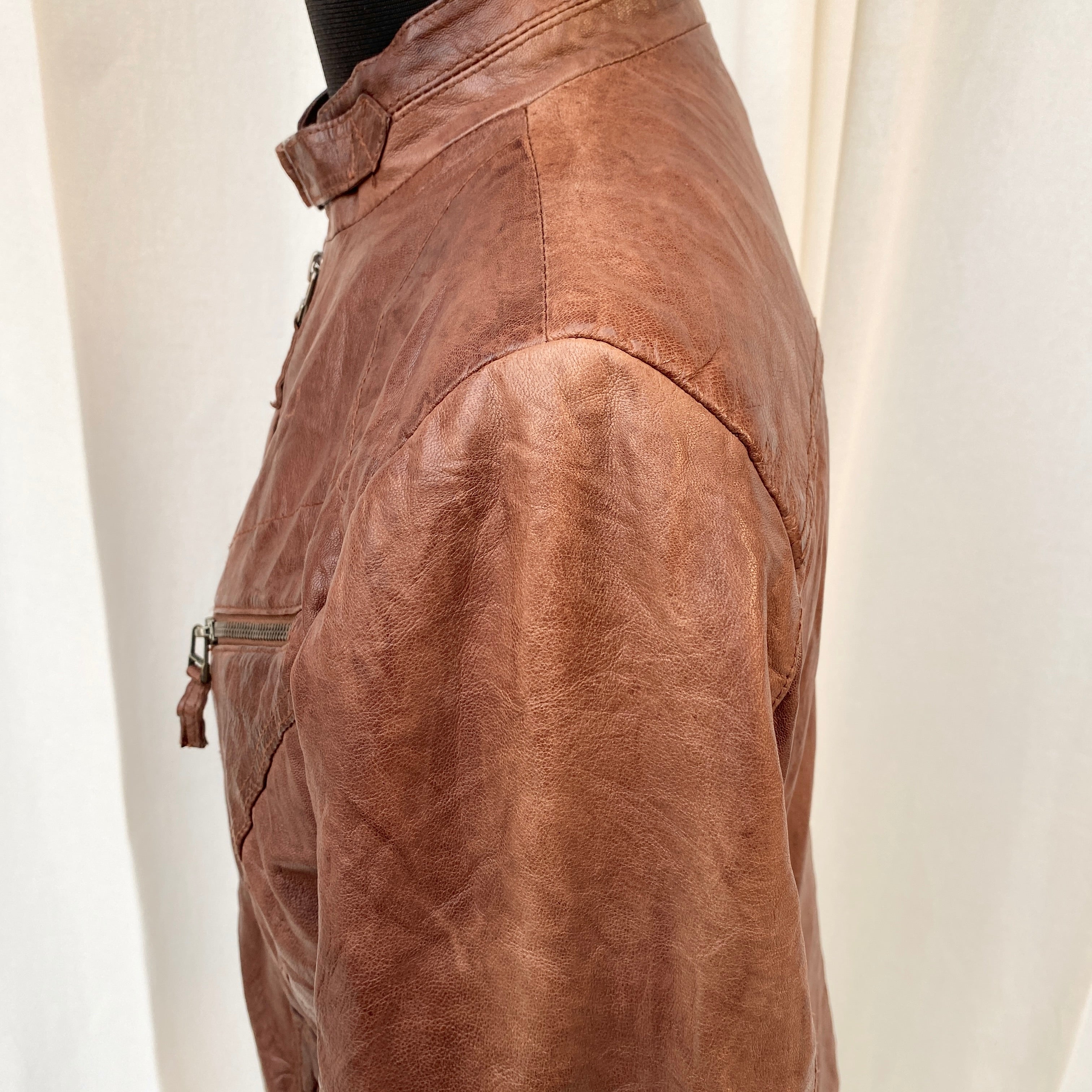 BROWN LEATHER JACKET (Fits XS/S/M)