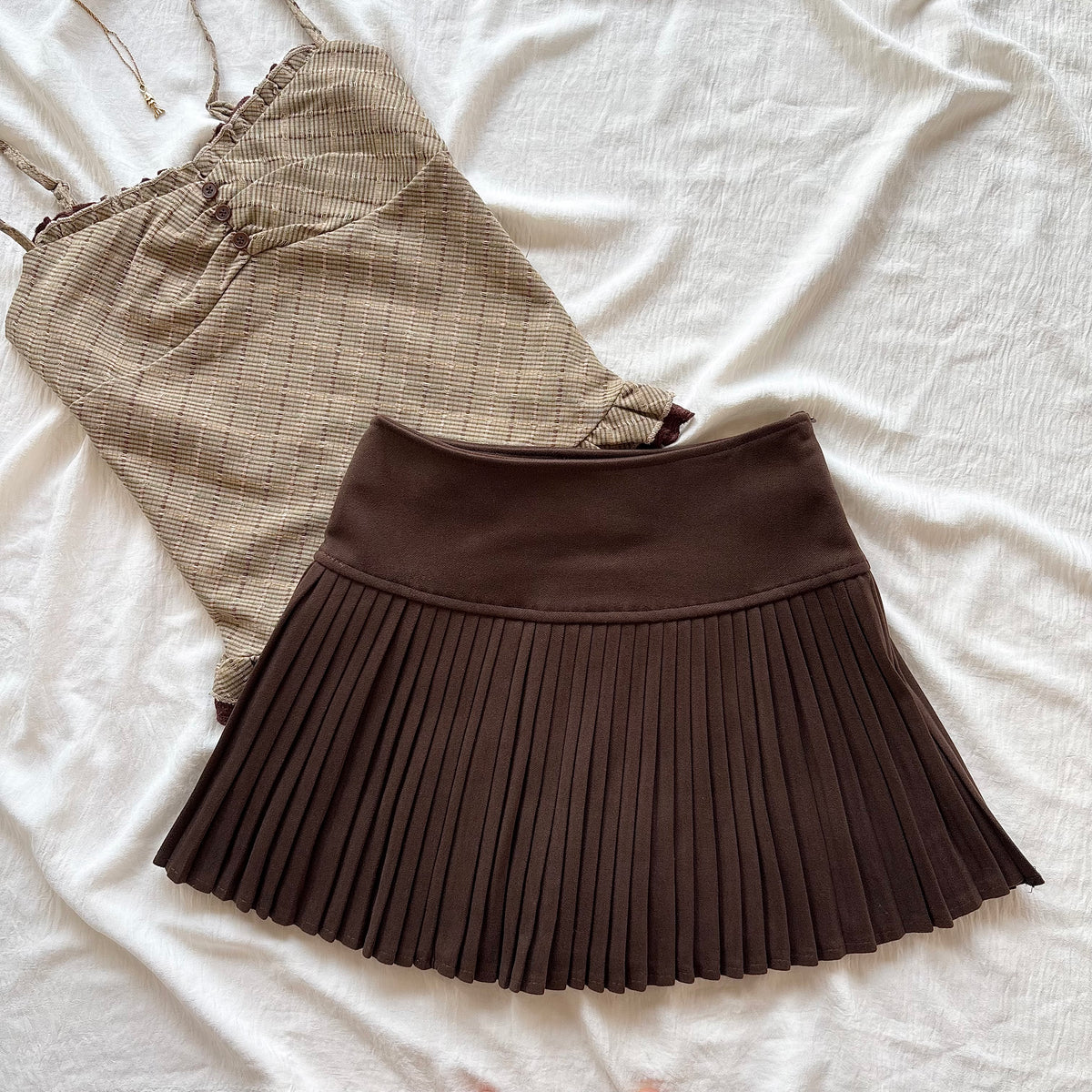 MIU SKIRT IN BROWN (Sizes available)