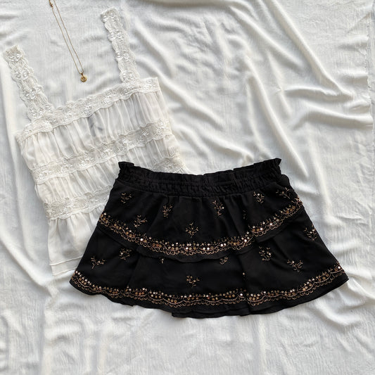 BLACK EMBELLISHED SKIRT FROM FREE PEOPLE (Waist : 28-34)