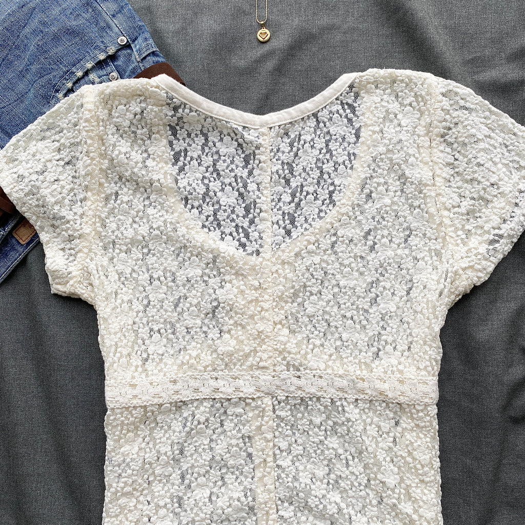 WHITE LACE TOP FROM FREE PEOPLE (Bust : 34-38, Upper Waist : 30-36)