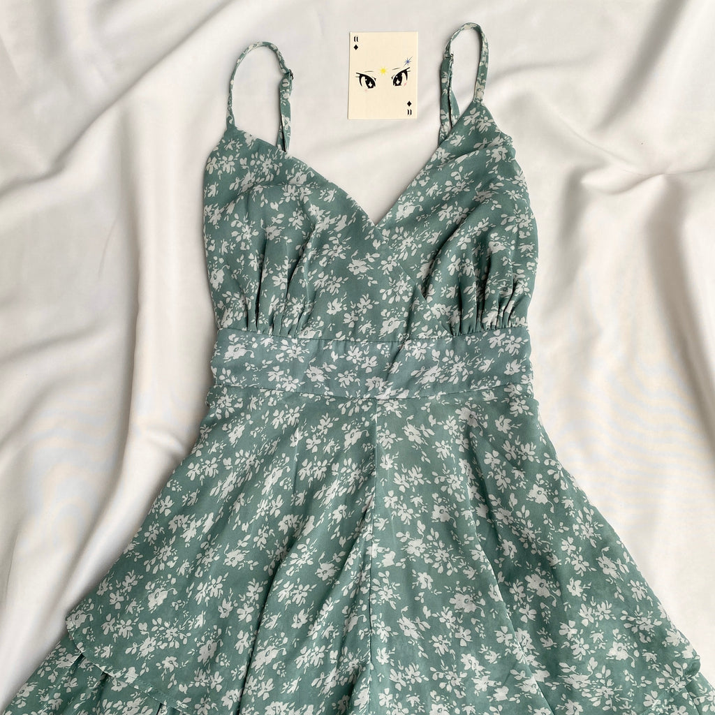 GREEN FLORAL PLAYSUIT  ( Bust : 30-34, Upper Waist : 24-28)