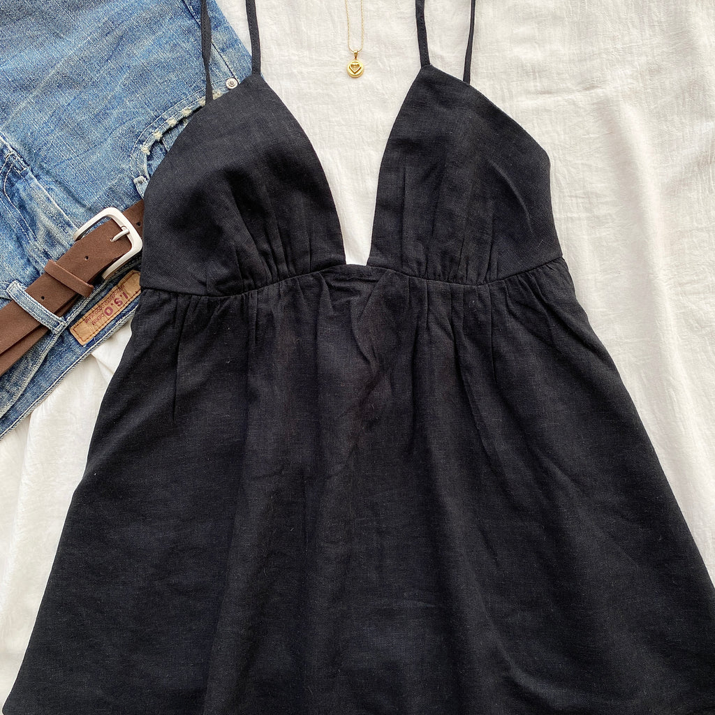 BLACK BABYDOLL TOP FROM FREE PEOPLE (Sizes available)