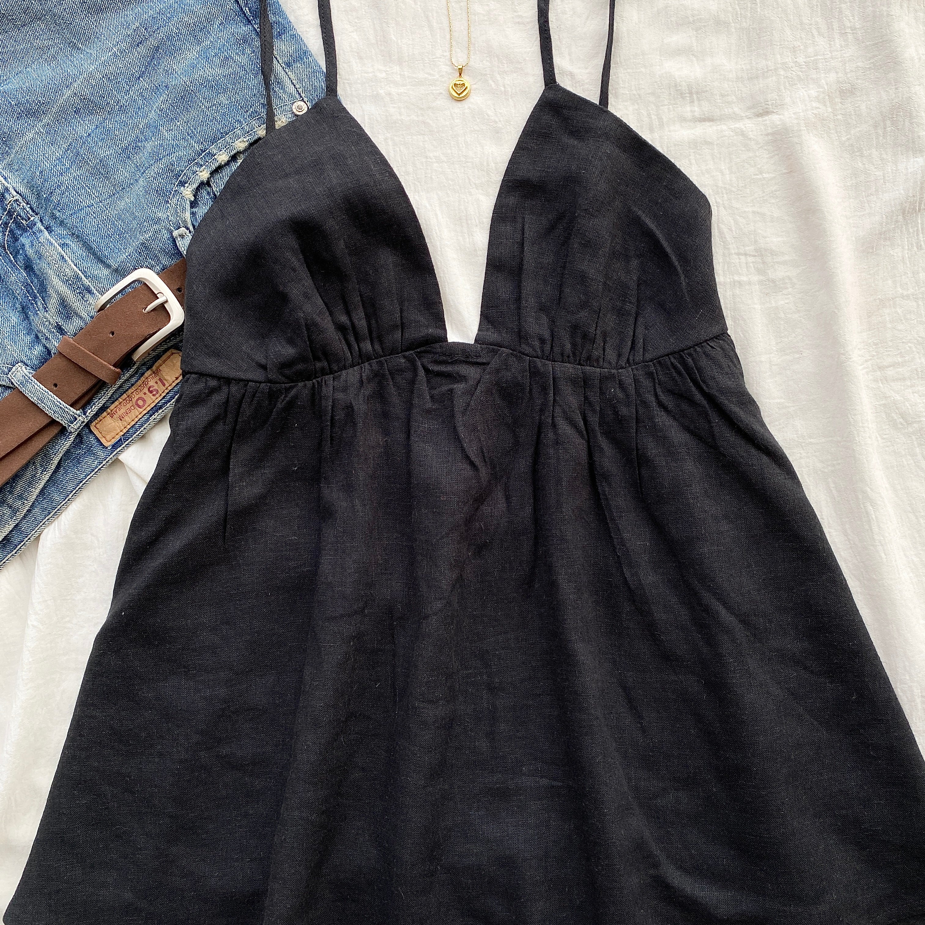 BLACK BABYDOLL TOP FROM FREE PEOPLE (Sizes available)