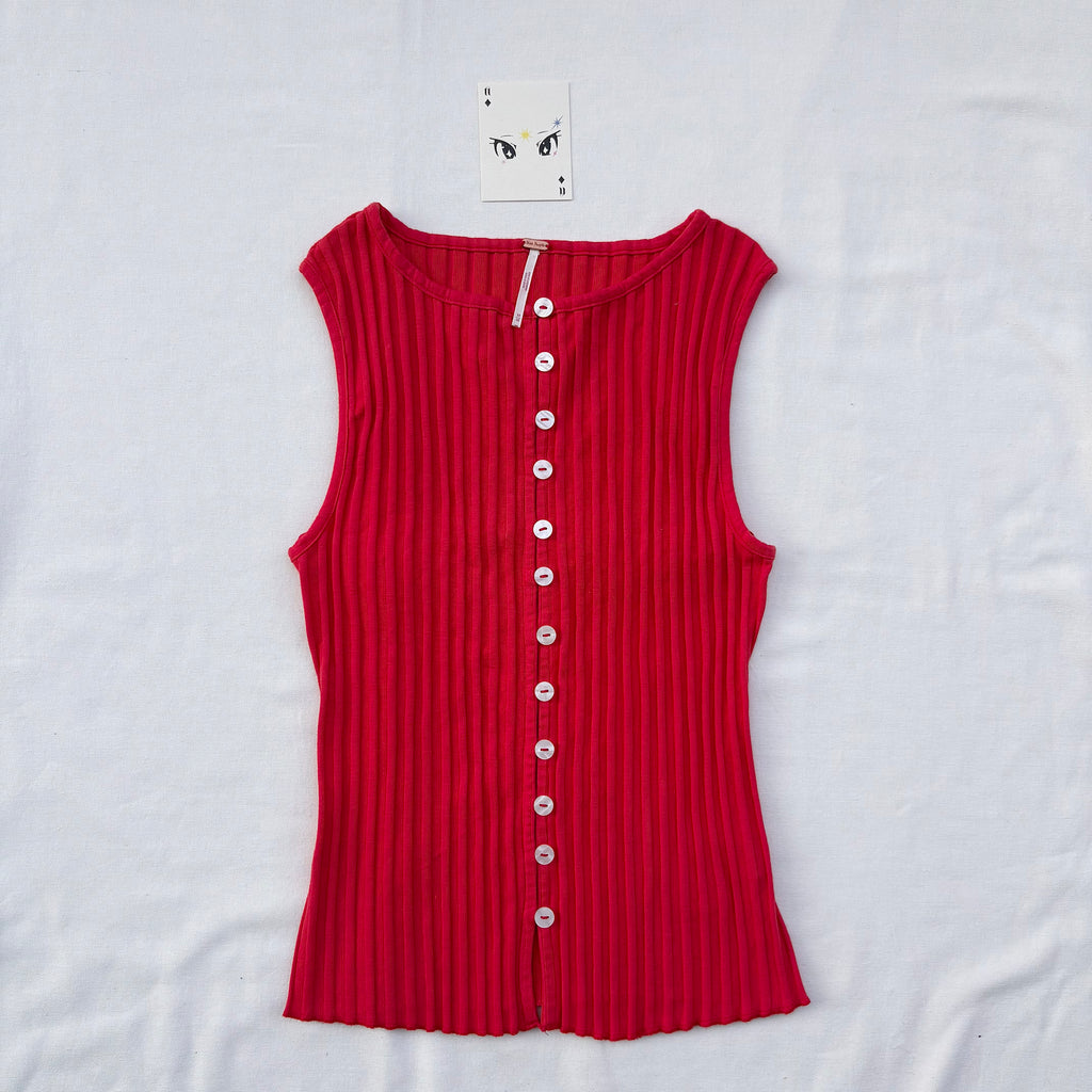 RED TOP FROM FREE PEOPLE (Bust : 28-34, Upper Waist : 24-28)
