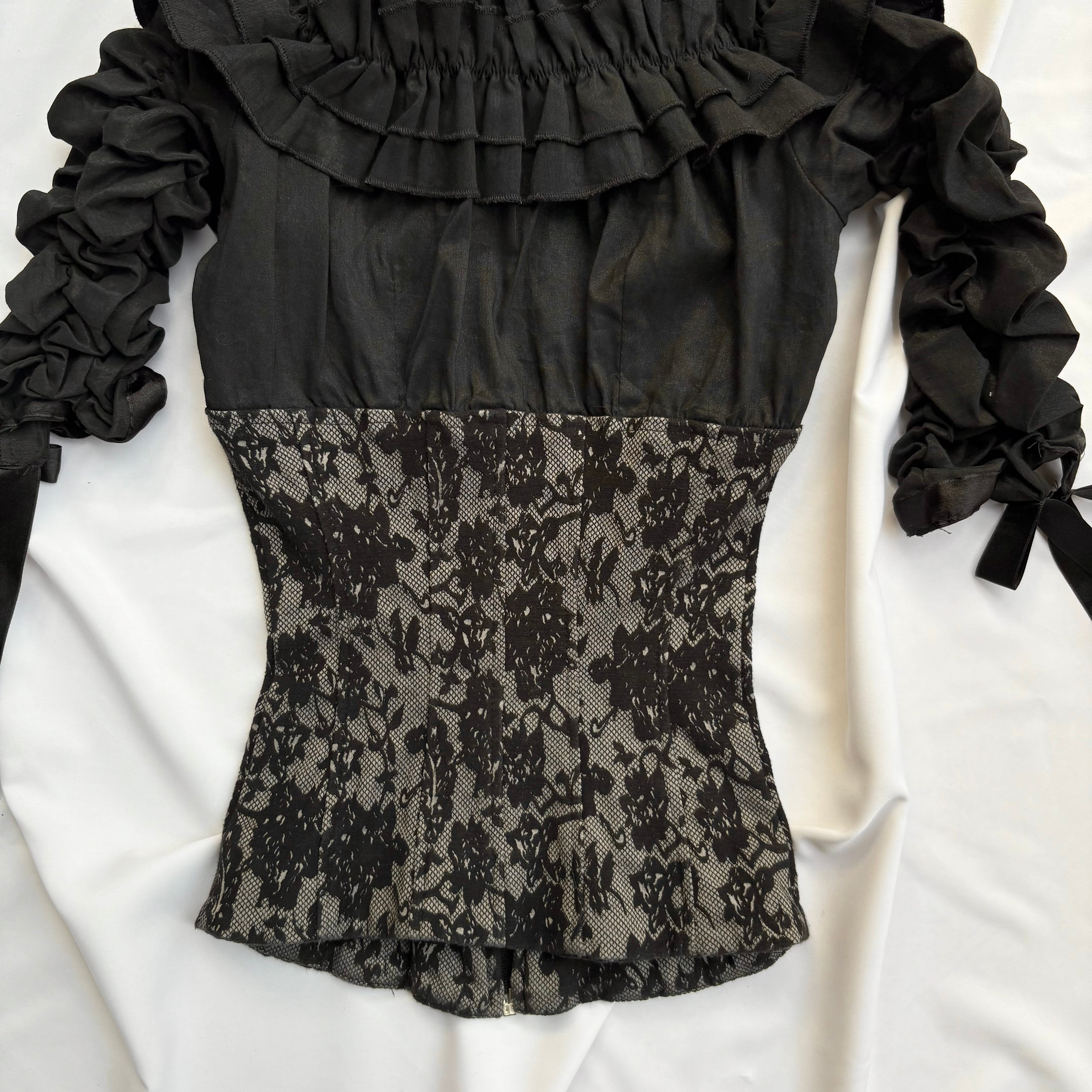 BLACK OFF SHOULDER GOTHIC CORSET (Bust : 28-32, Upper Waist : 22-26)