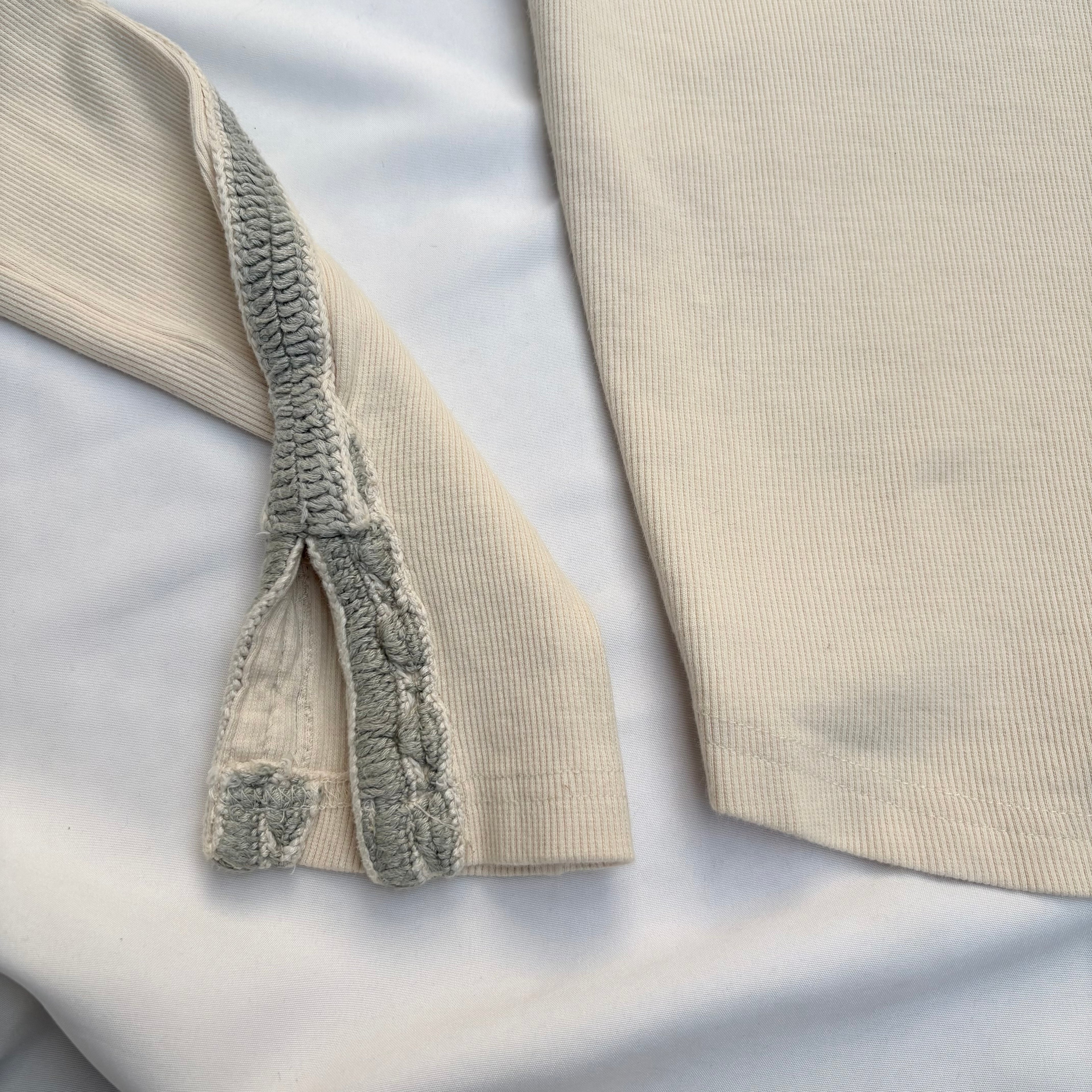 BEIGE KNITTED TOP FROM FREE PEOPLE (S)