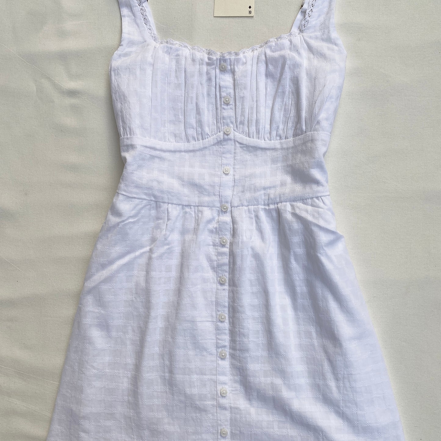 WHITE DRESS FROM HOLLISTER (Bust : 34-36, Upper Waist : 28-34)