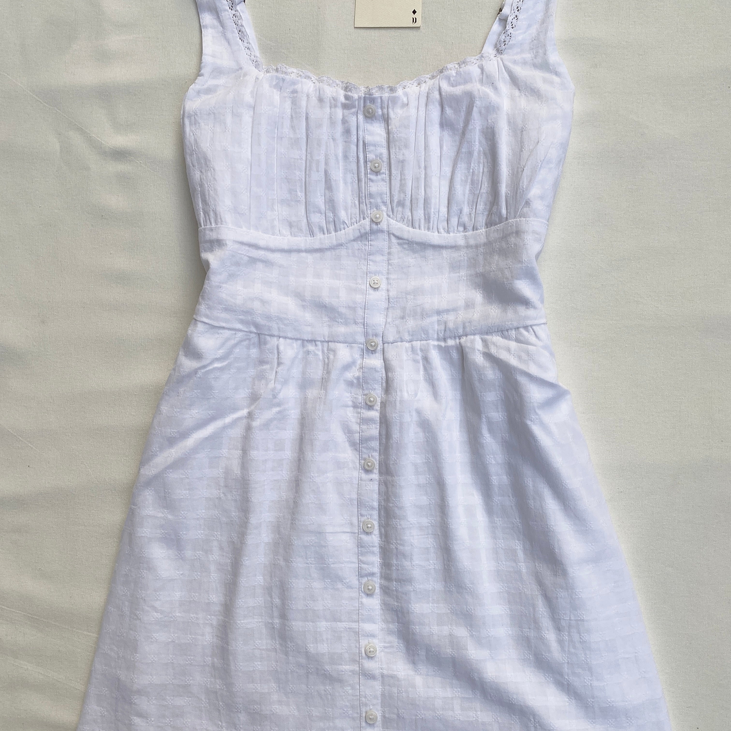 WHITE DRESS FROM HOLLISTER (Bust : 34-36, Upper Waist : 28-34)