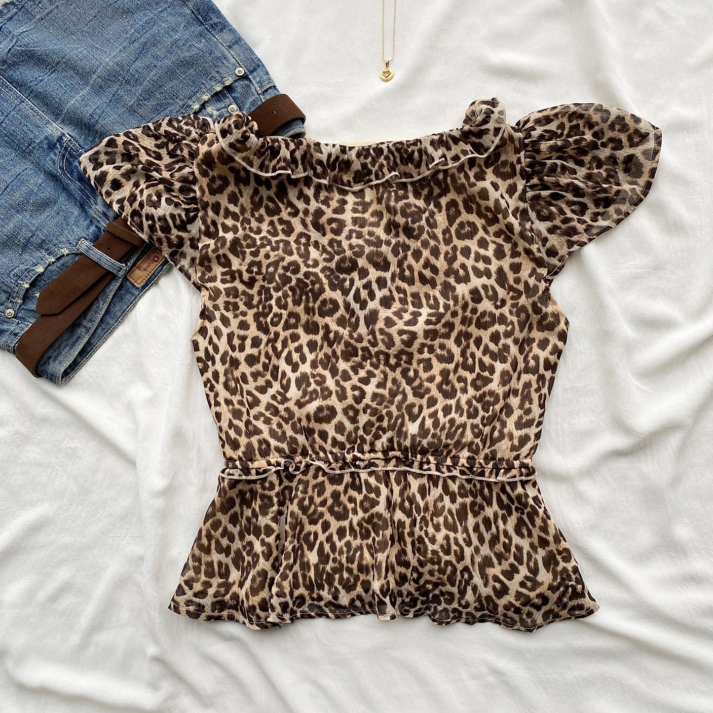 ANIMAL PRINT RUFFLE TOP (Bust : 34-36, Upper Waist : 28-32)