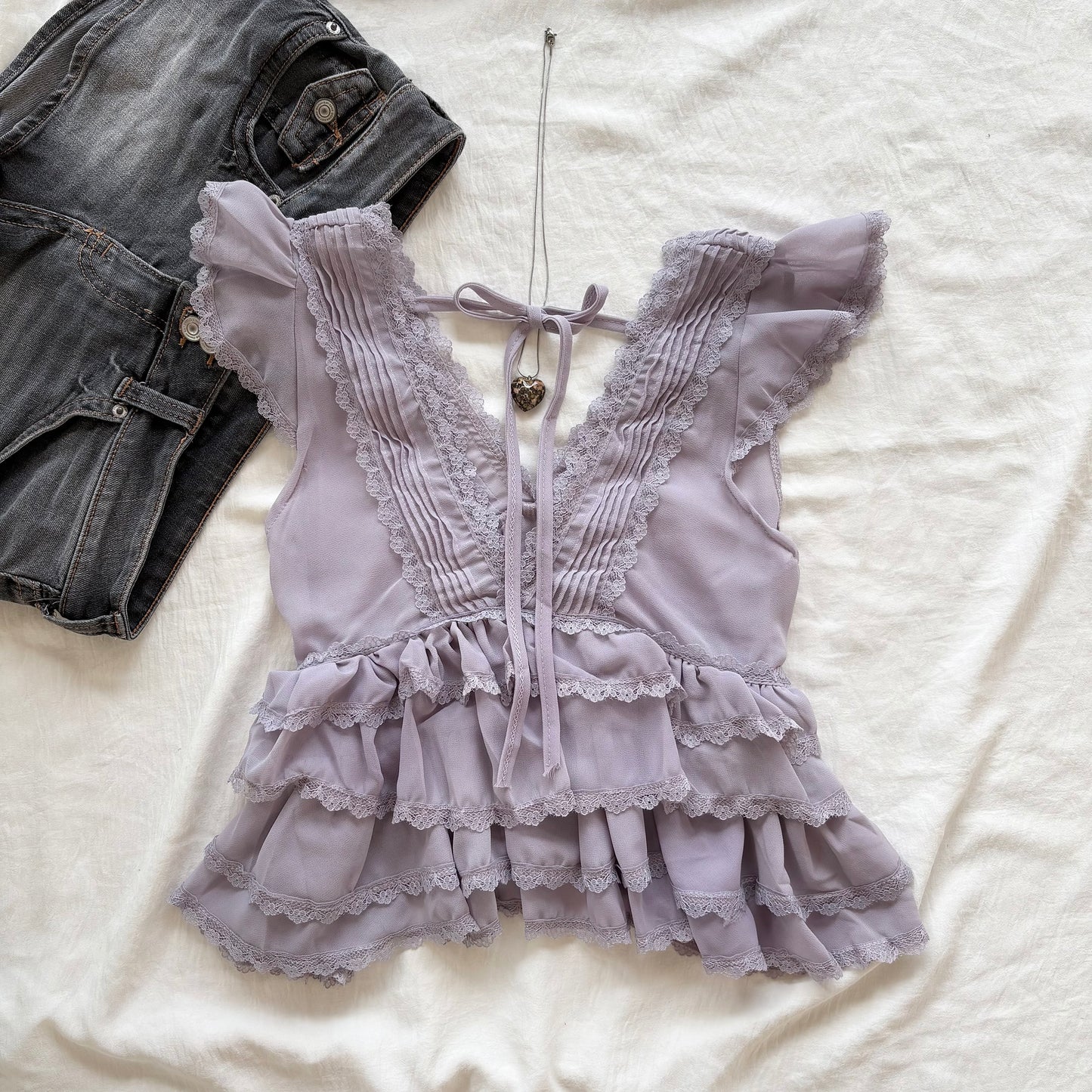 AMELIE TOP IN LILAC (Bust : 30-34, Upper Waist : 24-29)