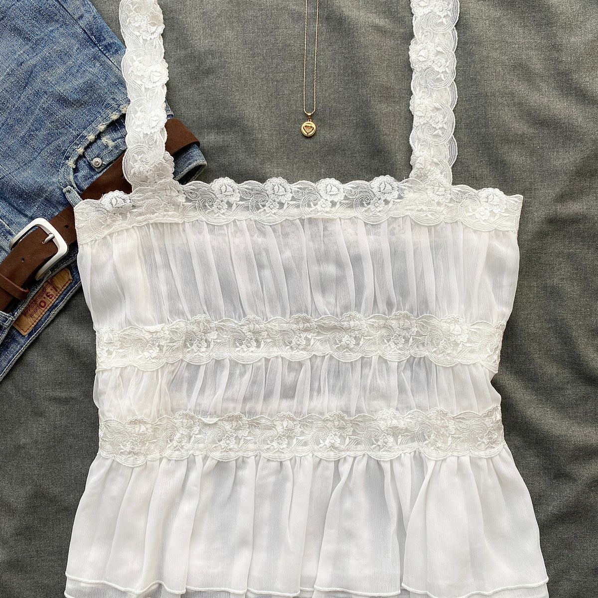 WHITE LACE TOP FROM ANTHROPOLOGY (Sizes available)