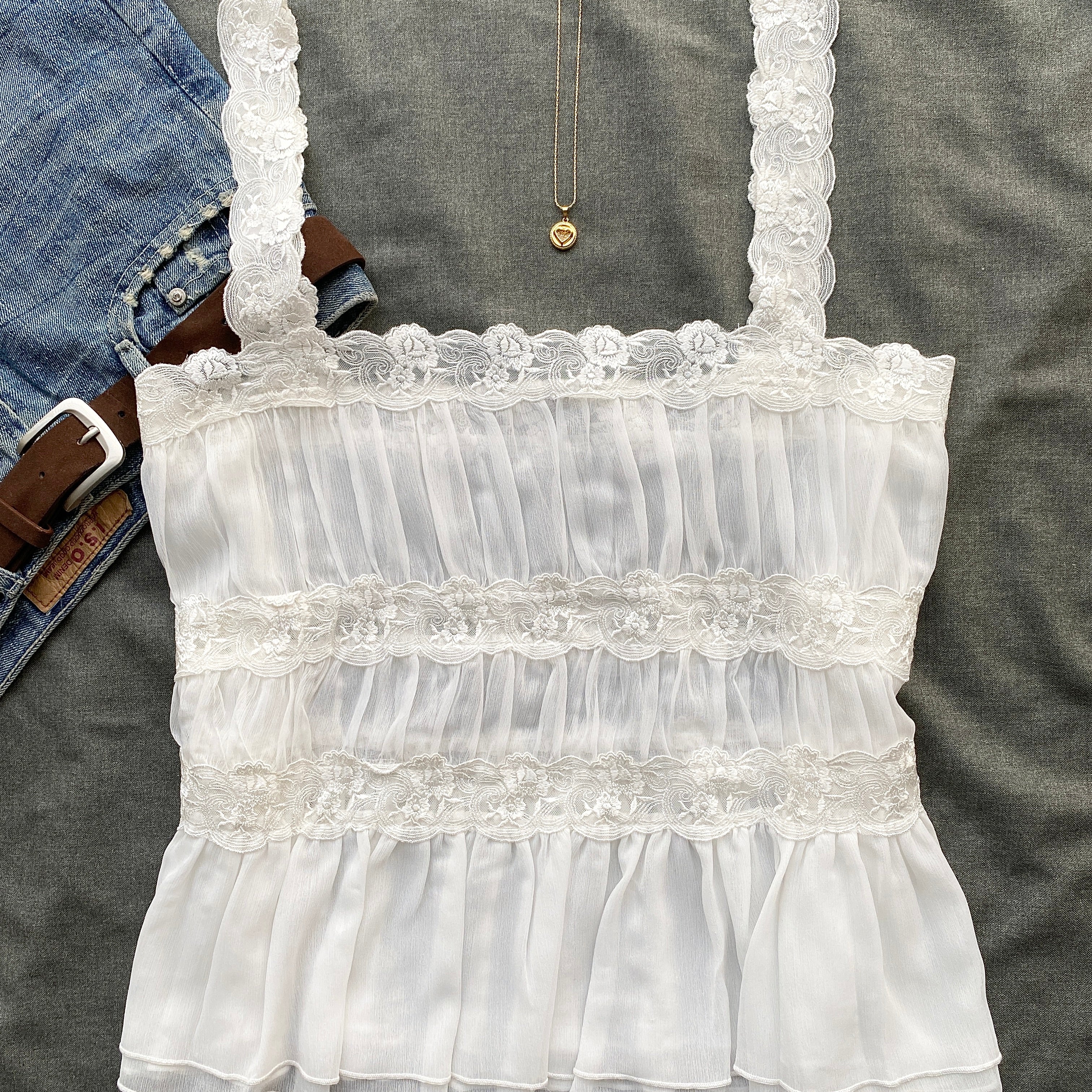 WHITE LACE TOP FROM FREE PEOPLE (Sizes available)