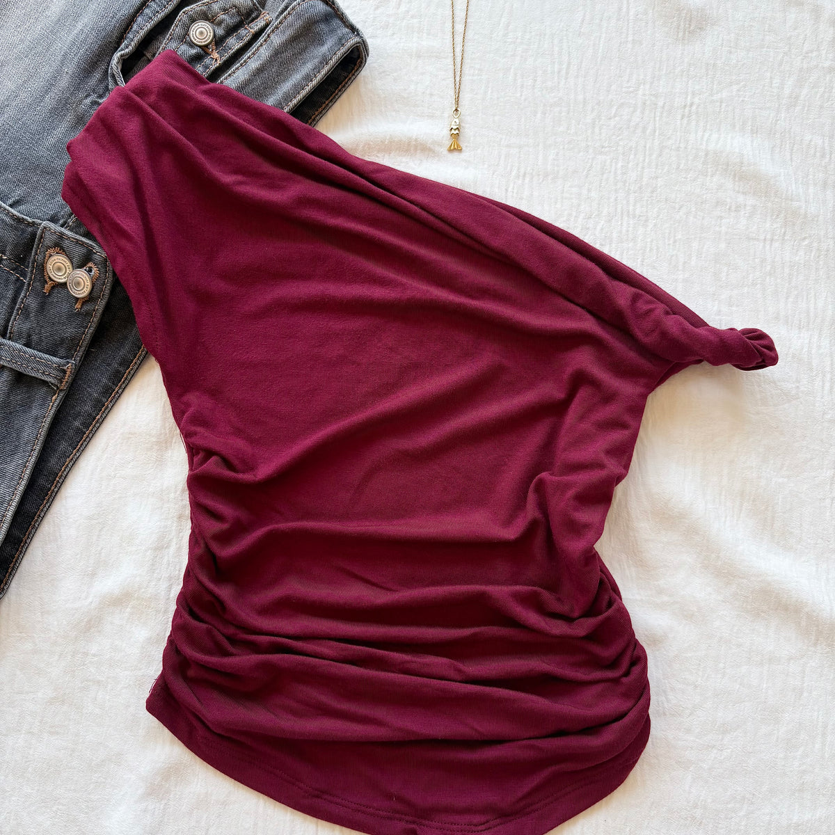 CHERRY TOP (Bust : 28-34, Upper Waist : 22-28)
