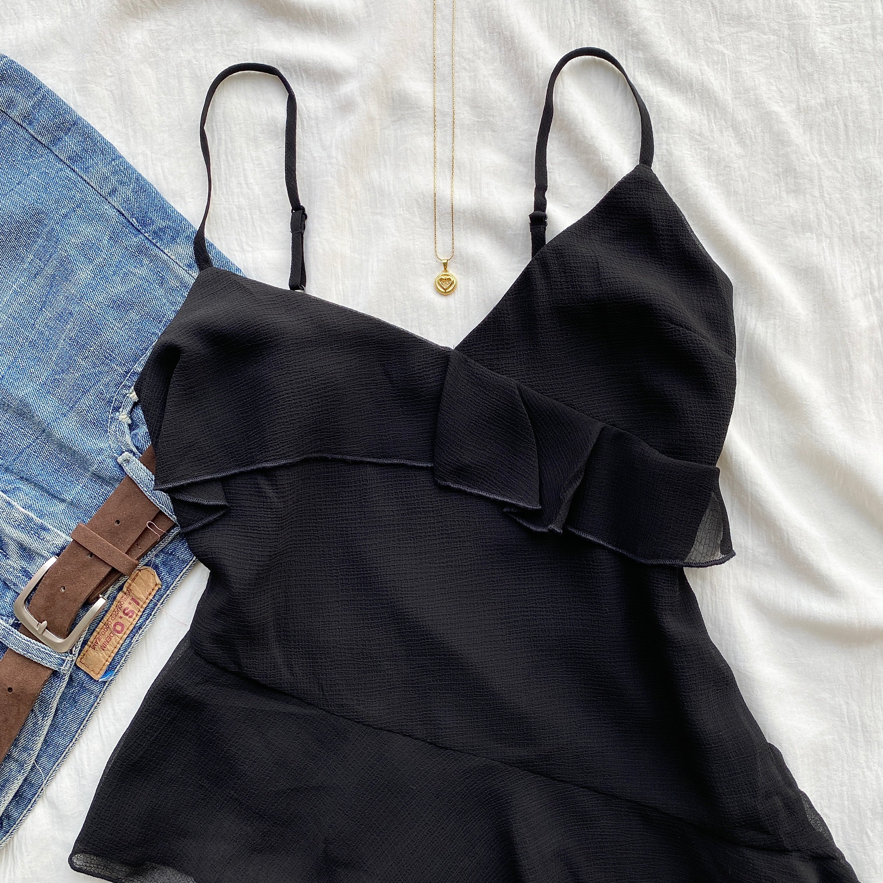BLACK RUFFLE TOP (Bust : 32-34, Upper Waist : 24-28)