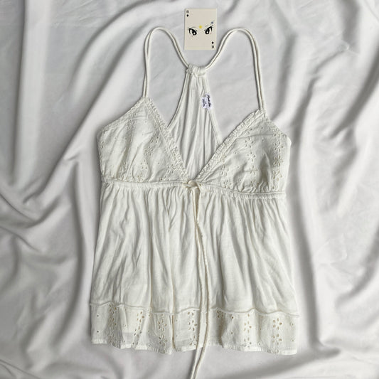 EYELET BABYDOLL TOP FROM URBAN OUTFITTERS IN WHITE (Multiple sizes available)