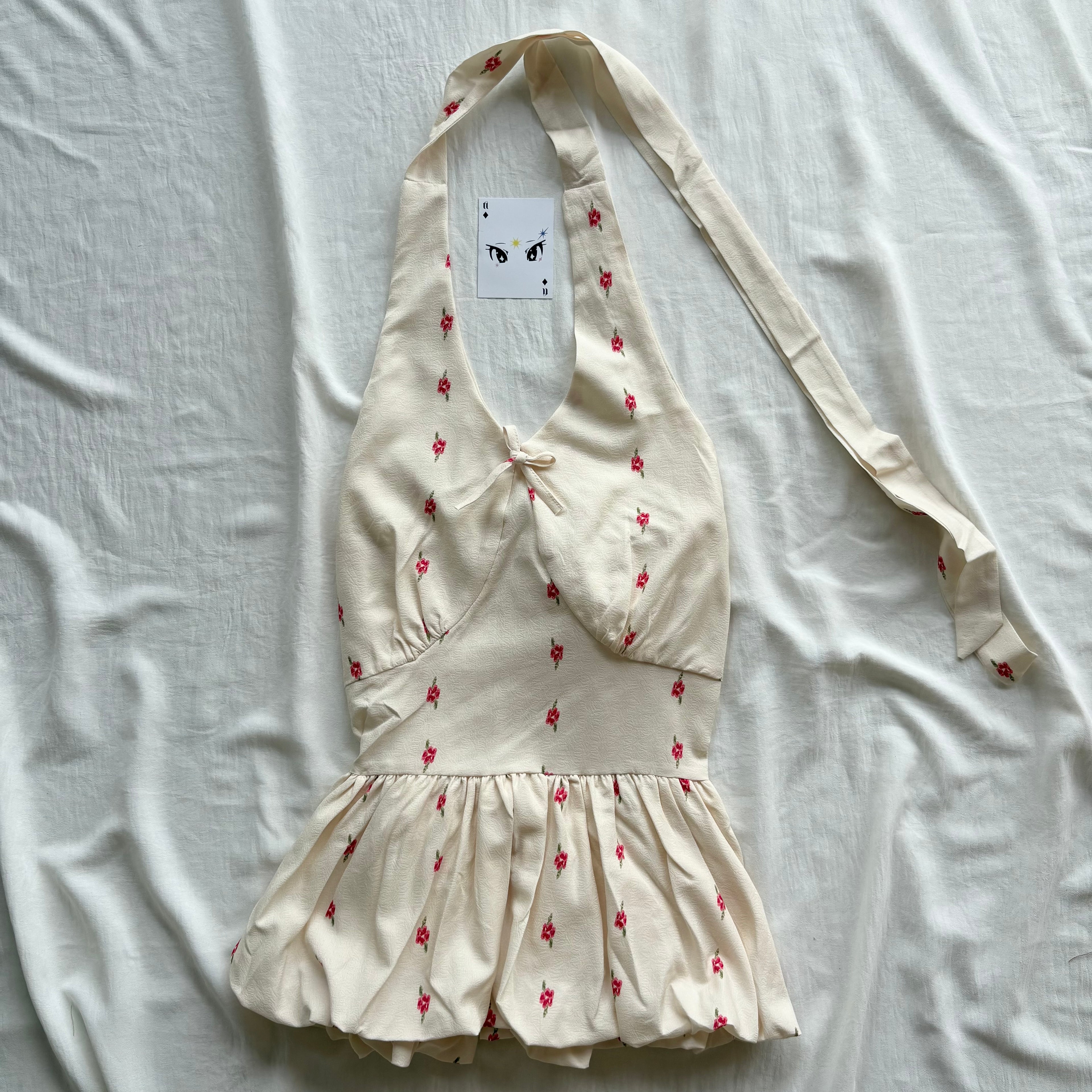 CREAM FLORAL BUBBLE TOP  (Bust : 34-36, Upper Waist : 26-32)