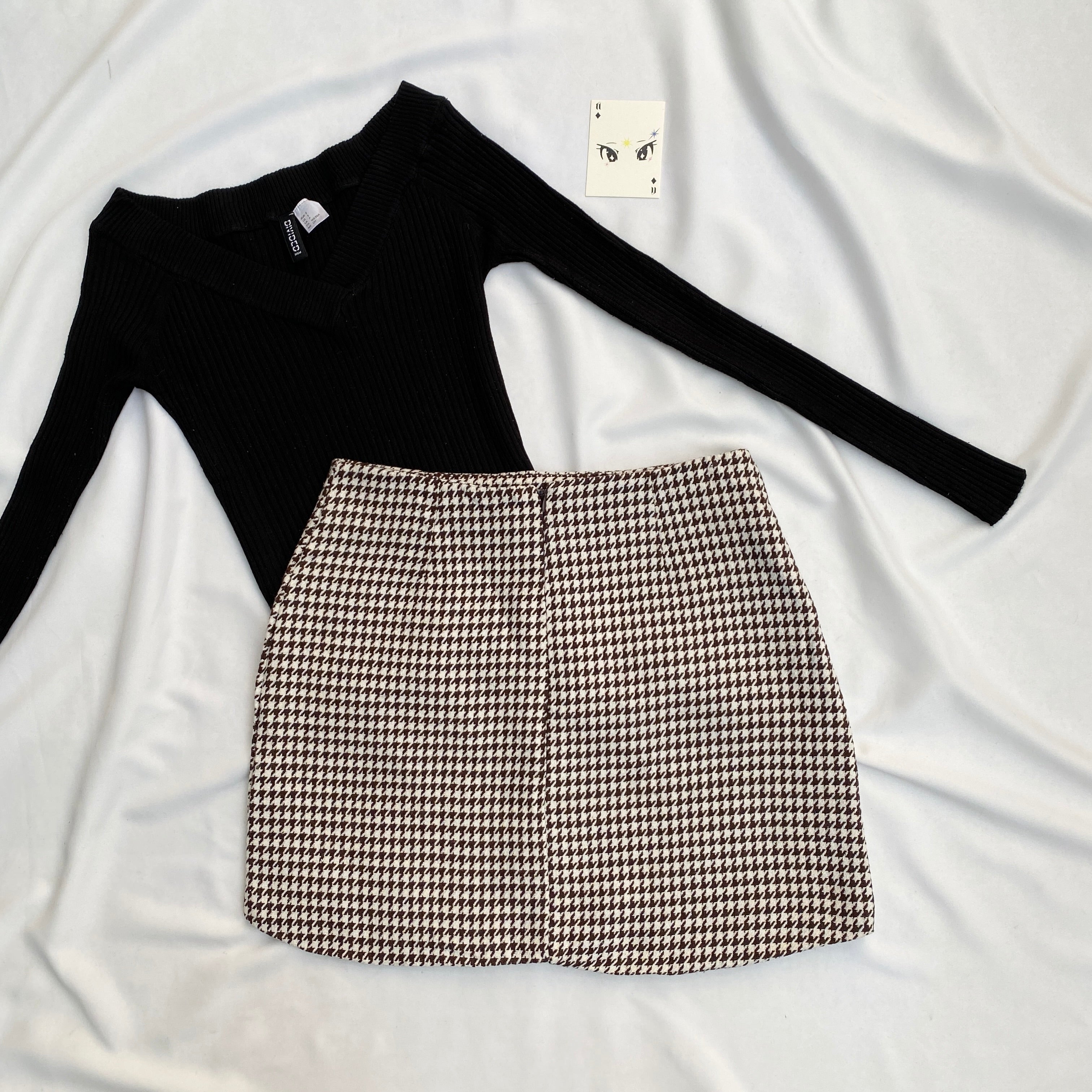 BROWN HOUNDSTOOTH SKIRT (Waist : 24-26)