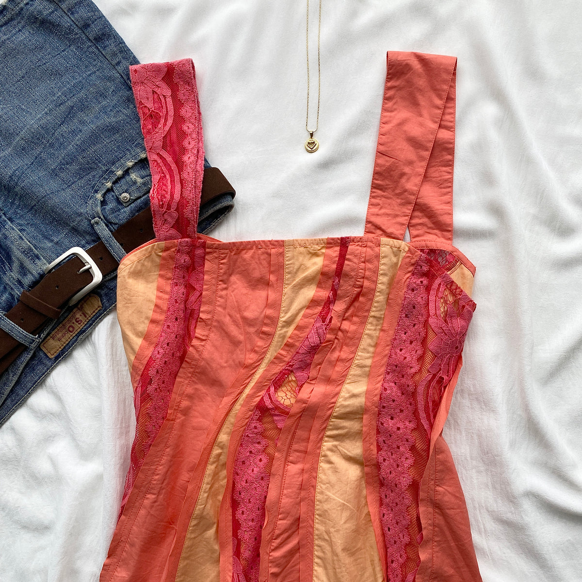 ORANGE TOP (Bust : 34-38, Upper Waist : 28-34)