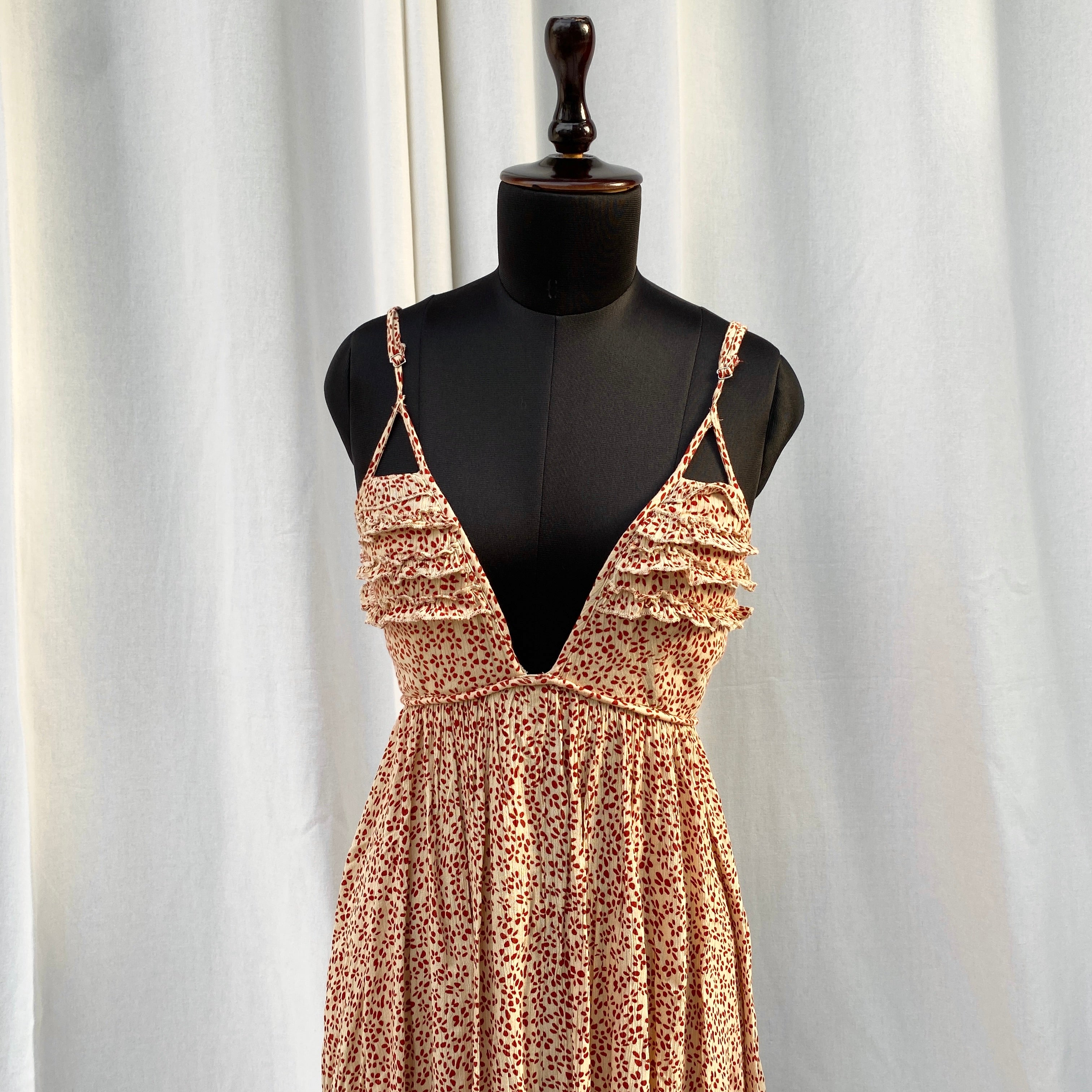 FLORAL SUNDRESS (Bust : 32-34, Upper Waist : 26-30)