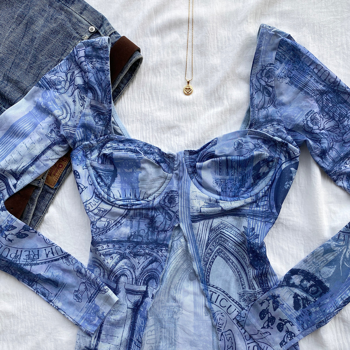 BLUE TOP FROM GLASSONS (Bust : 30-34, Upper Waist : 26-30)