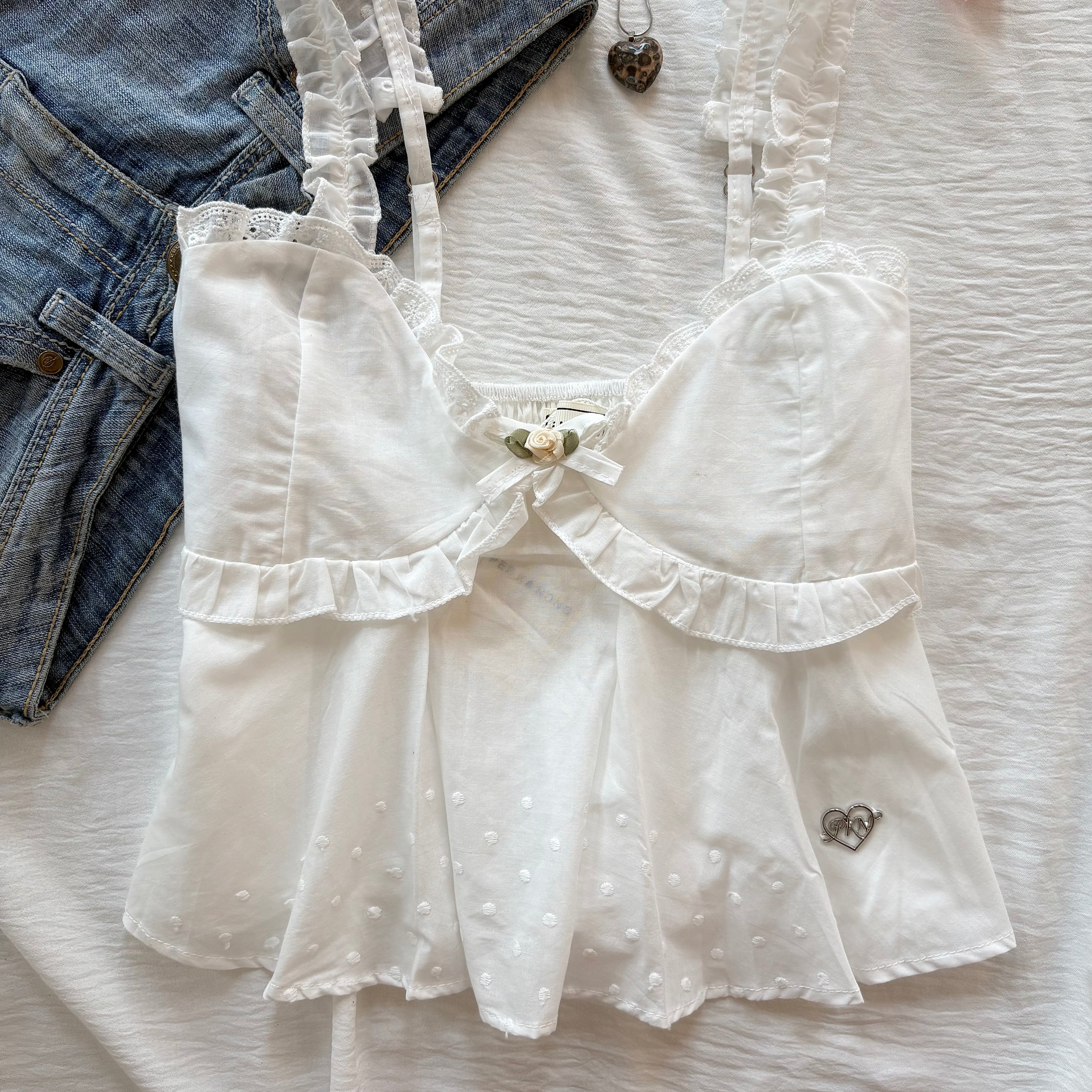 ROSE TOP IN WHITE (Bust : 28-32, Upper Waist : 24-28)