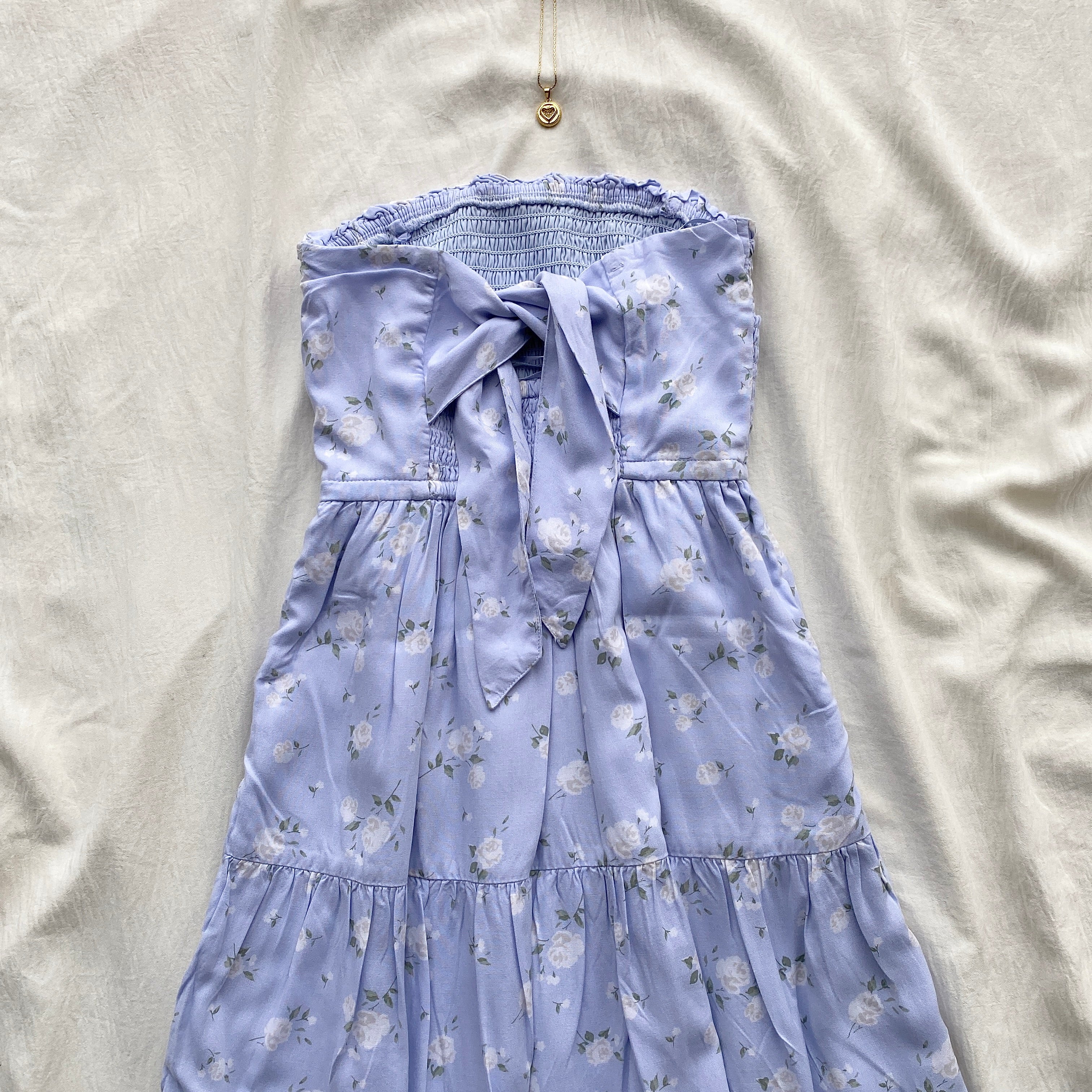 FLORAL TUBE DRESS FROM HOLLISTER (Bust : 28-32, Upper Waist : 22-26)