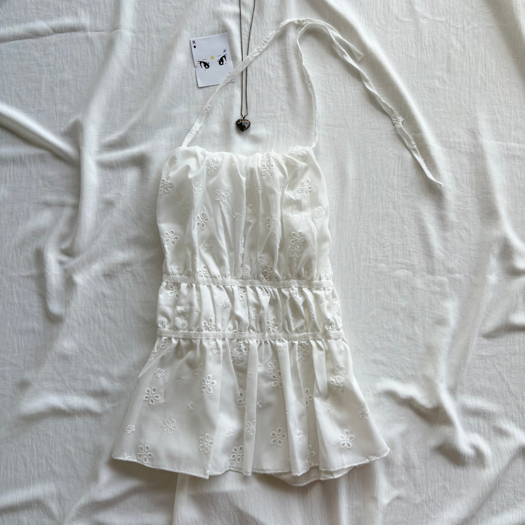 EYELET BACKLESS TOP (Bust : 34-36, Upper Waist : 26-32)