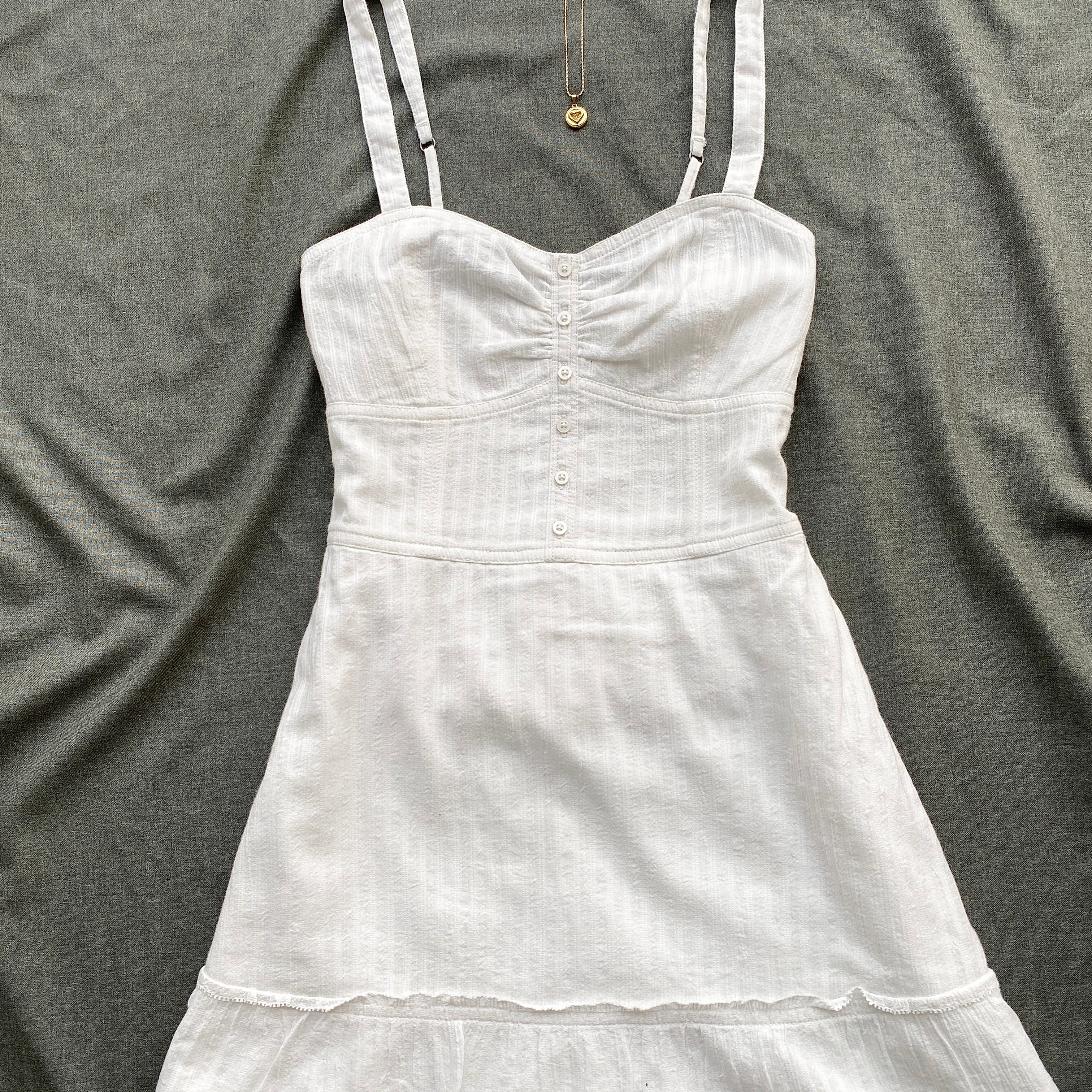 WHITE DRESS FROM HOLLISTER (Bust : 30-34, Upper Waist : 24-28)