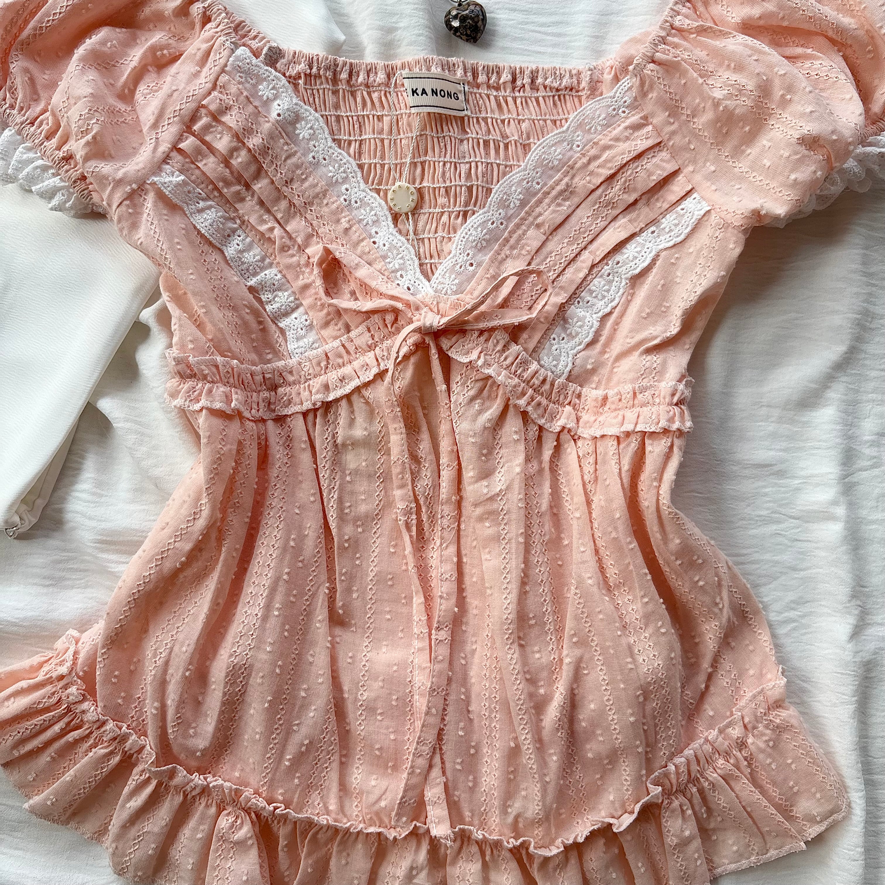 PEACH TOP (Bust : 28-32, Upper Waist : 24-28)