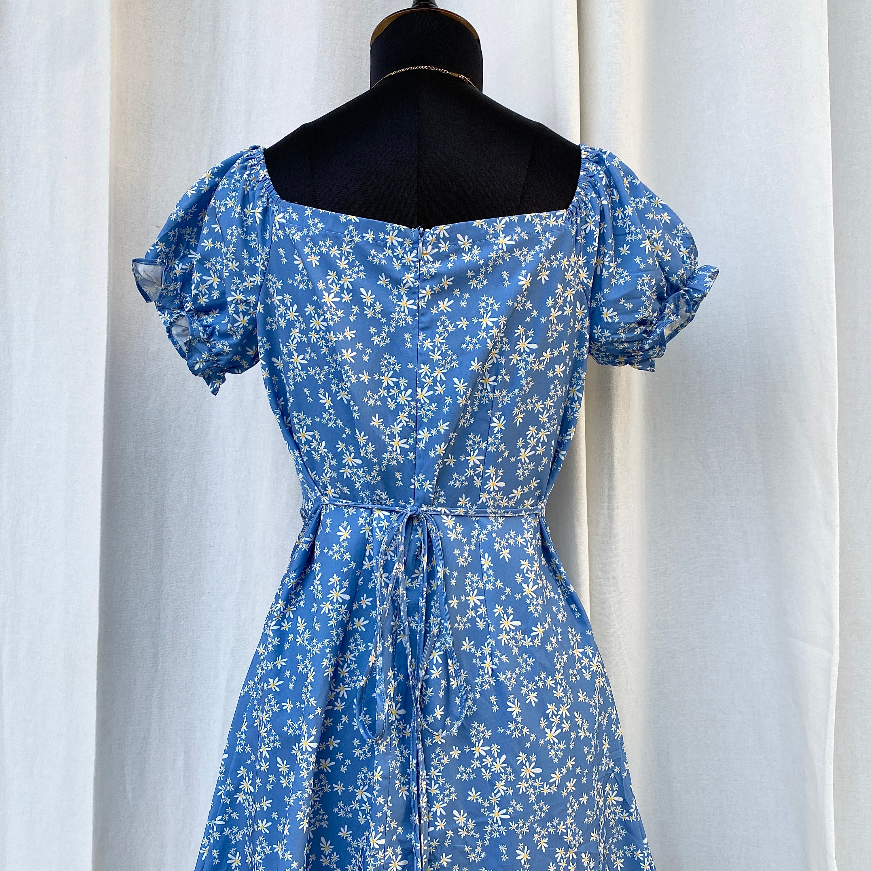 FLORAL DRESS (Bust : 30-34, Upper Waist : 26-32)