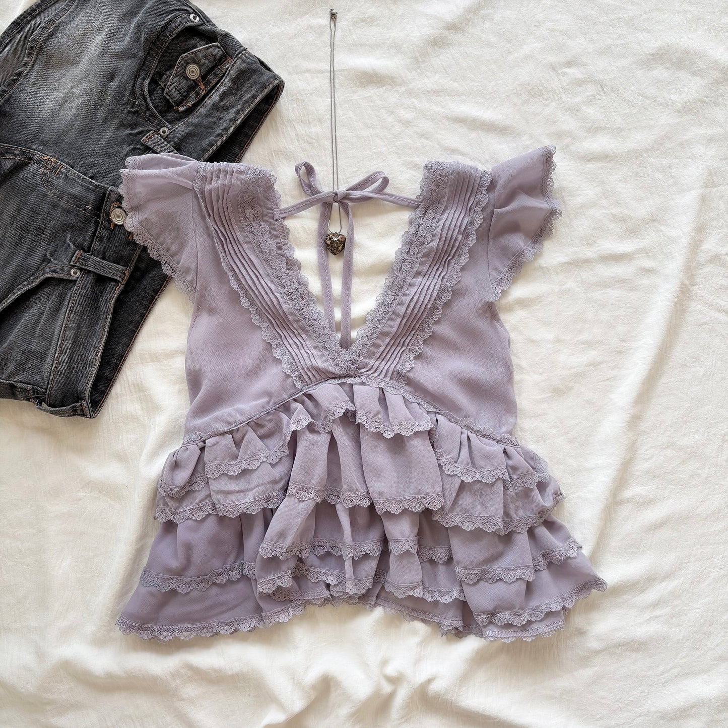 AMELIE TOP IN LILAC (Bust : 30-34, Upper Waist : 24-29)