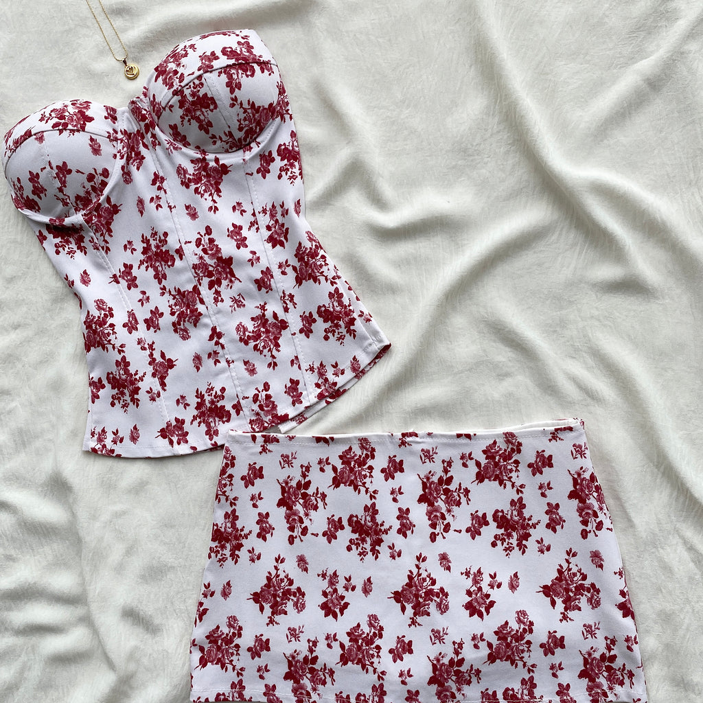 RED FLORAL SET (Bust : 28-32, Upper Waist : 23-26)