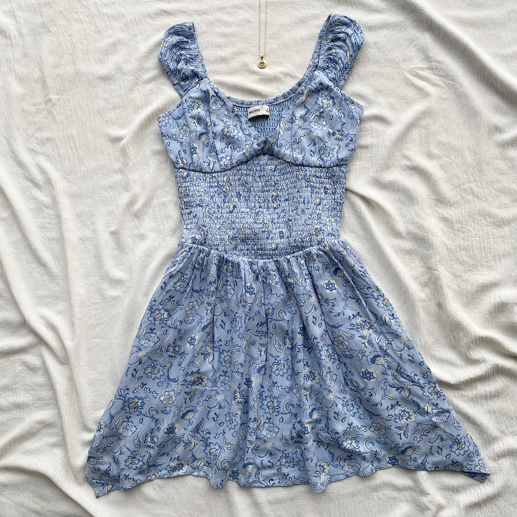 BLUE PAISLEY DRESS FROM HOLLISTER (Bust : 30-34, Upper Waist : 23-28)