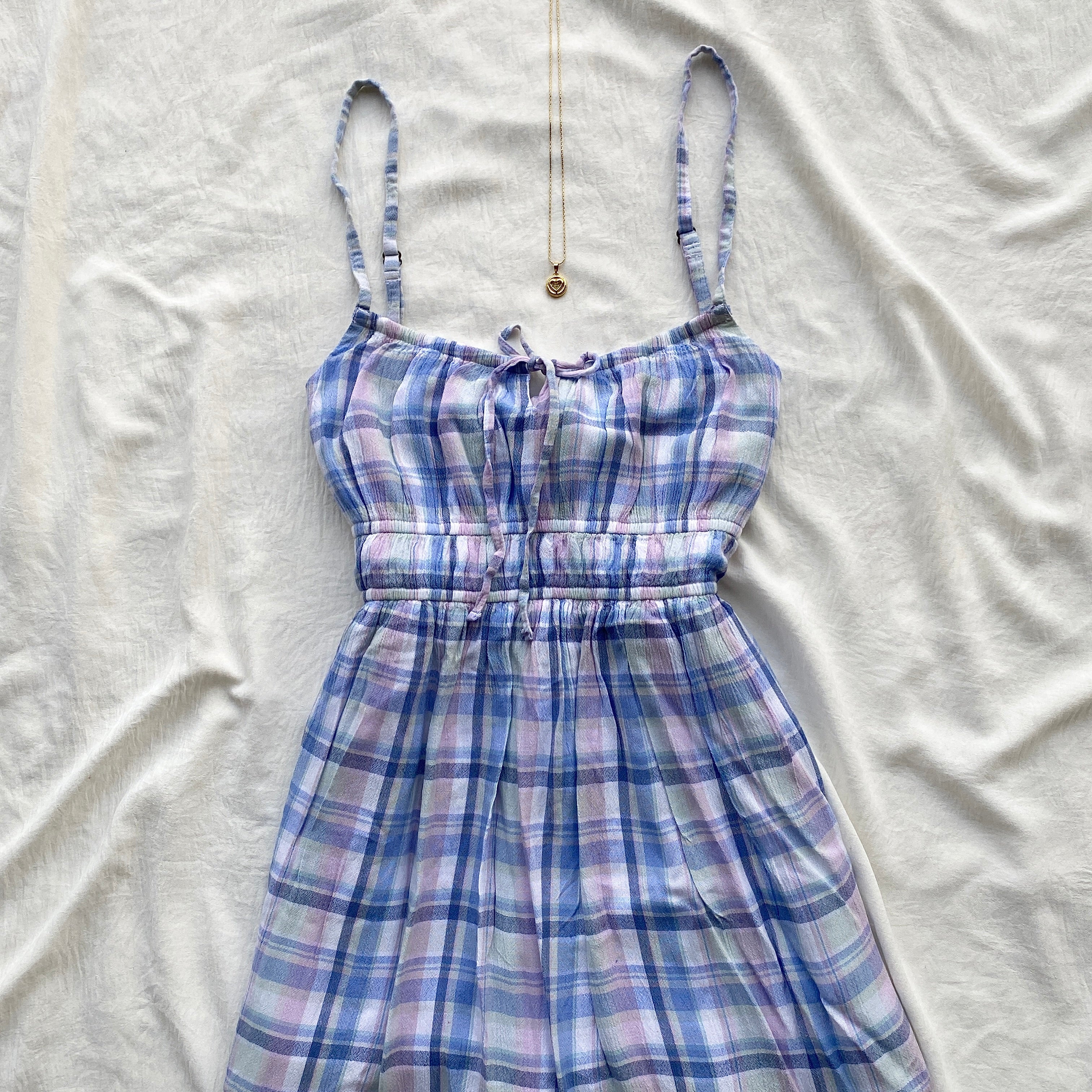 PLAID DRESS FROM HOLLISTER (Bust : 30-34, Upper Waist : 22-28)