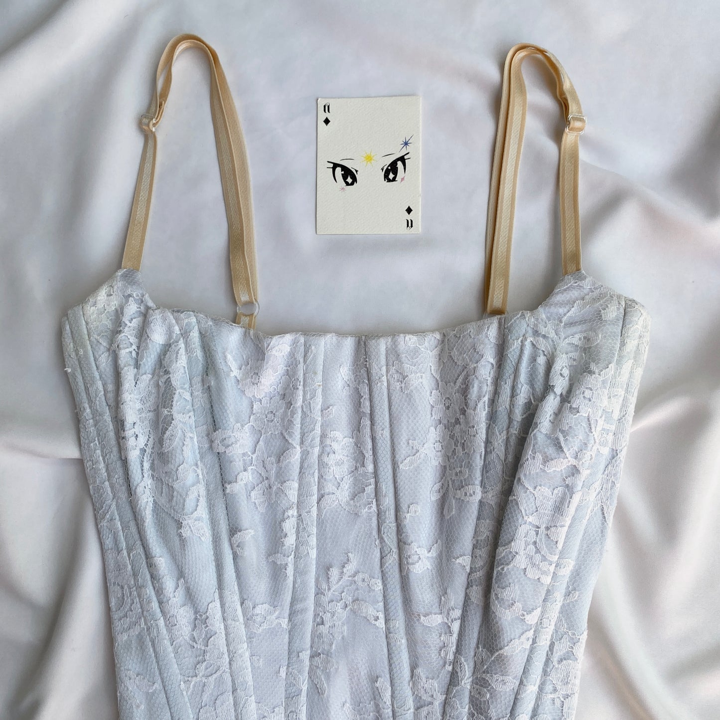 WHITE LACE CORSET (Bust : 30-34, Upper Waist : 26-29)