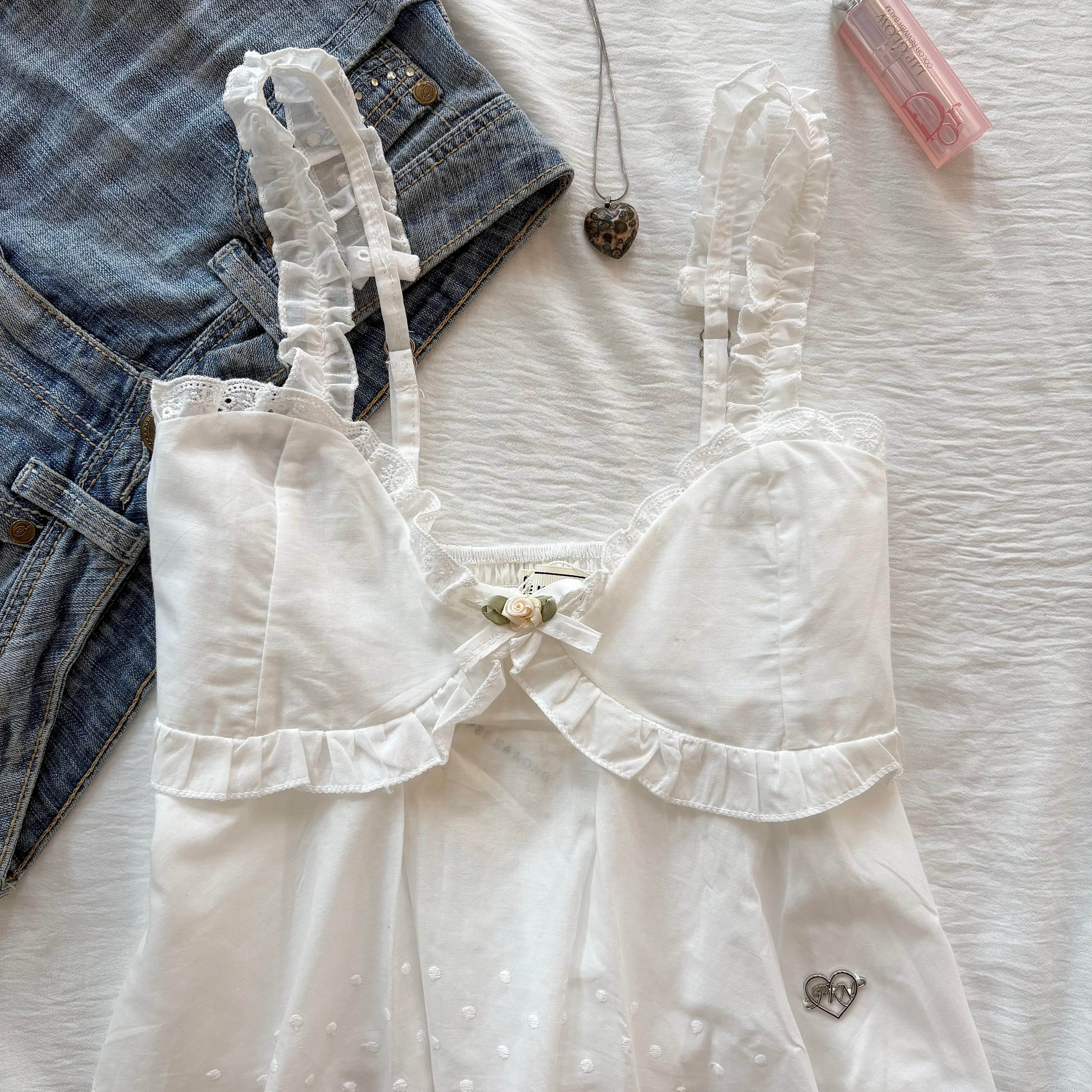 ROSE TOP IN WHITE (Bust : 28-32, Upper Waist : 24-28)