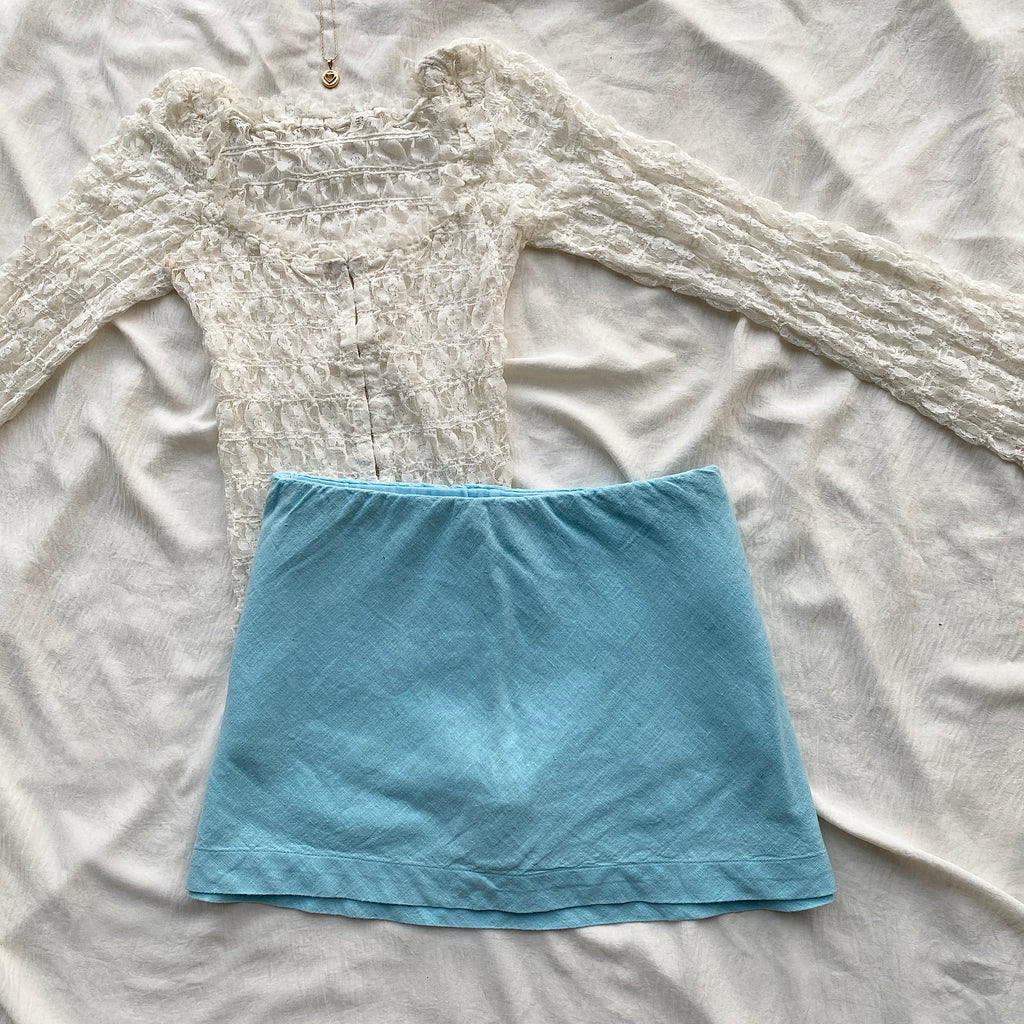 BLUE LINEN SKIRT FROM FREE PEOPLE (Waist : 28-32)
