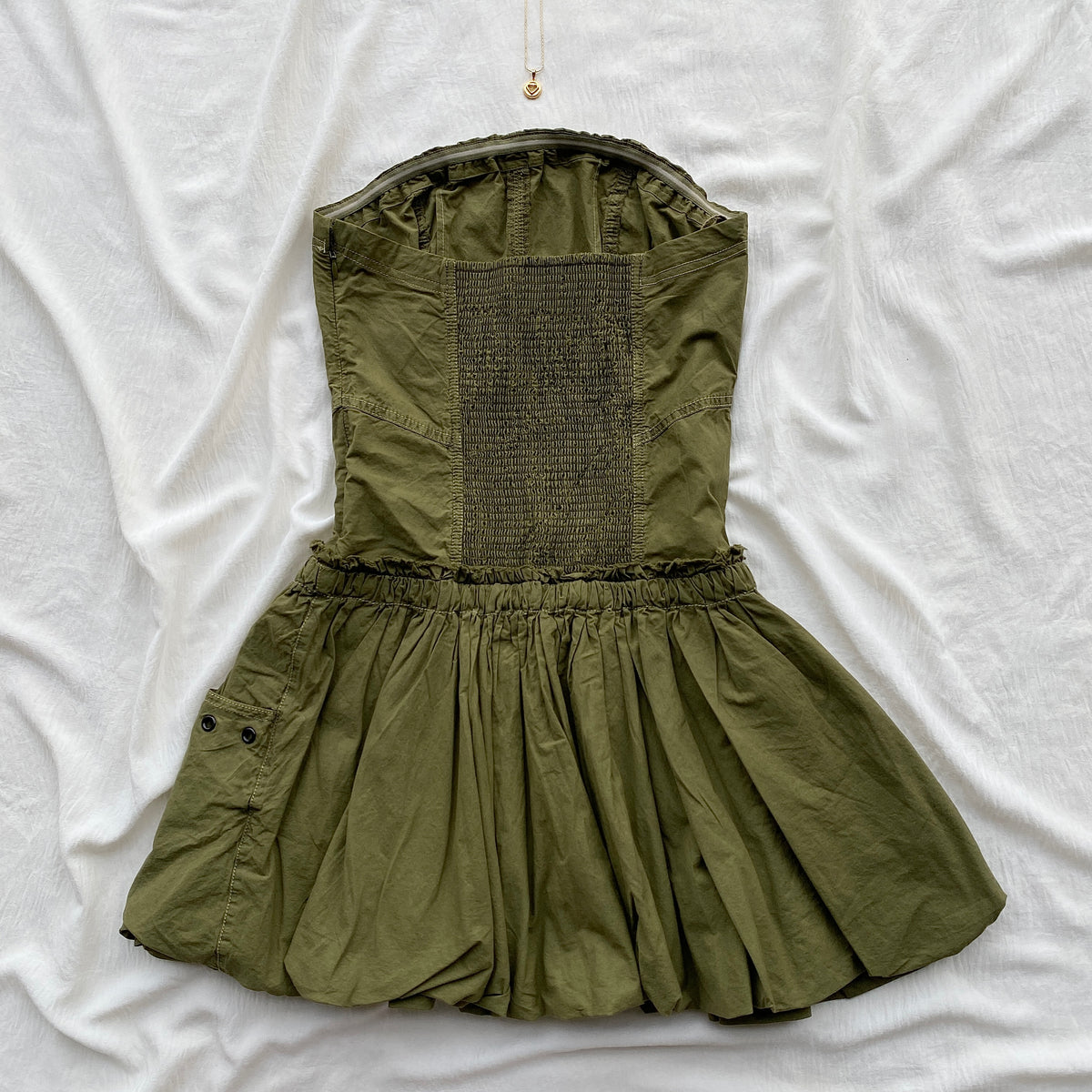 OLIVE GREEN DRESS FROM URBAN OUTFITTERS (Bust : 34-36, Upper Waist : 26-30)