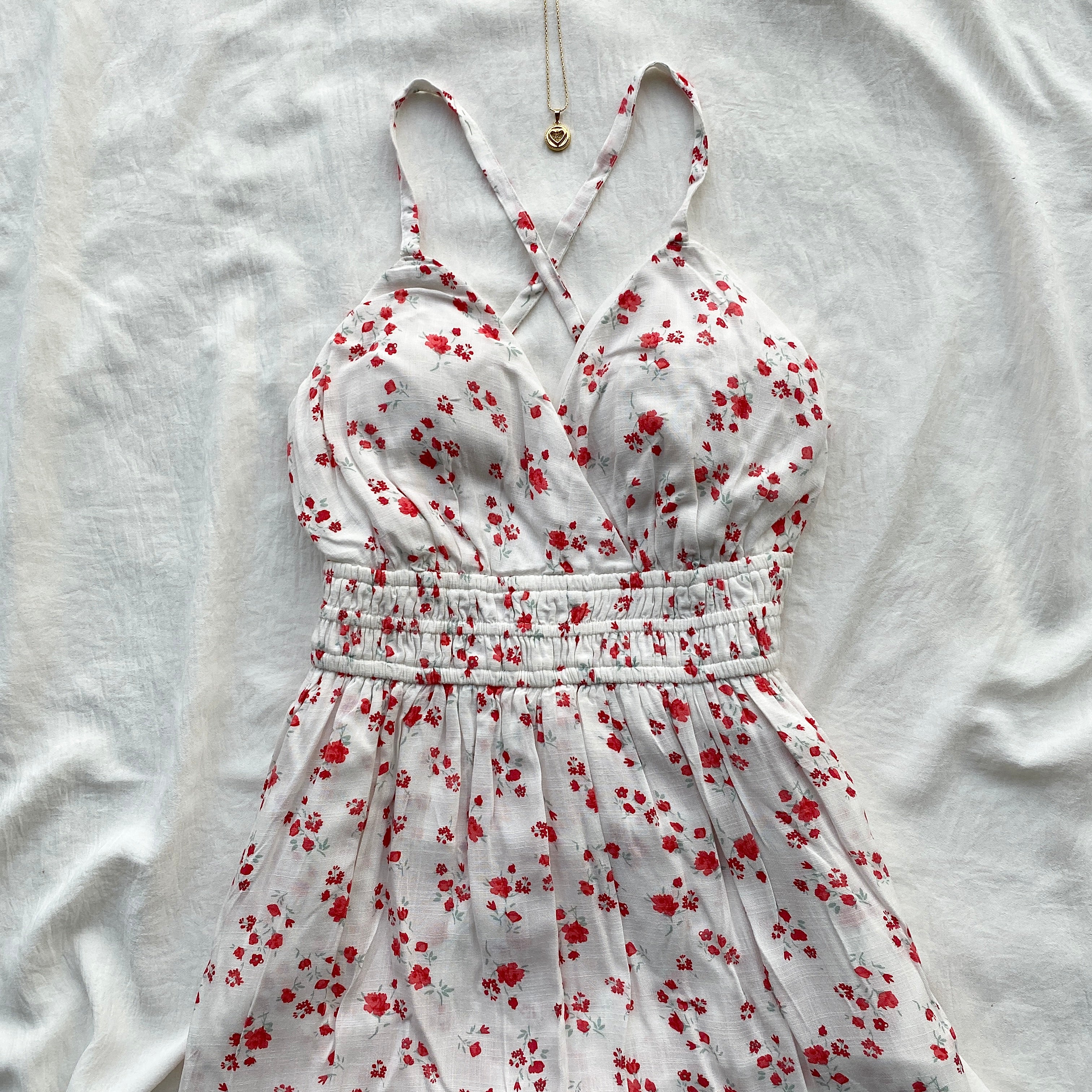 FLORAL DRESS FROM HOLLISTER (Bust : 30-34, Upper Waist : 23-28)